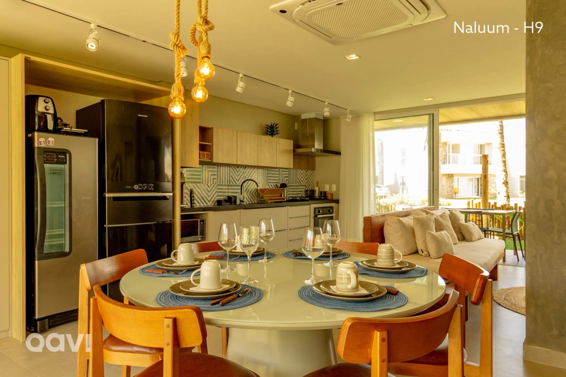 Dining area — Casa Anamá em condomínio Naluum by Qavi