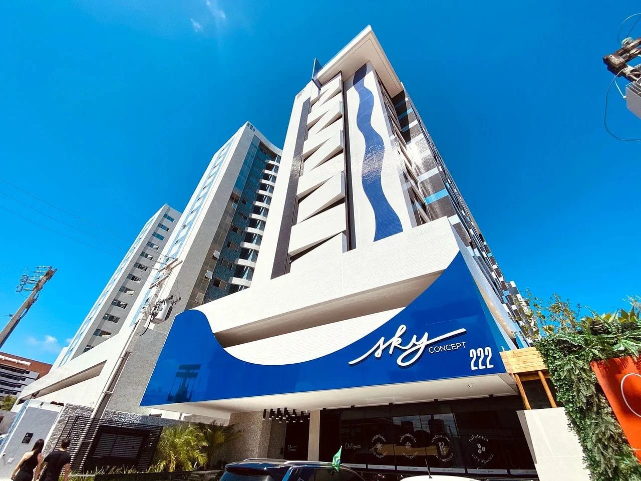 Facade / entrance — Studio Sky Concept Maceió by Qavi