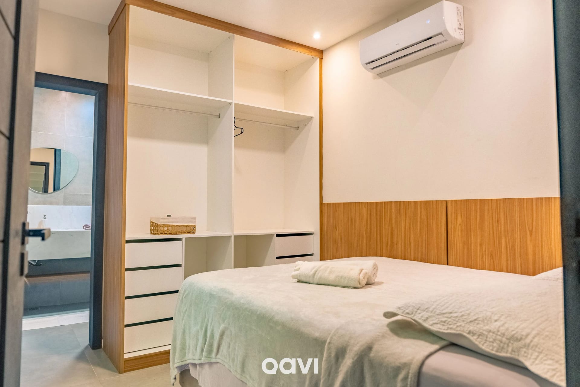 Bedroom — Casa com Piscina Privativa no Condomínio Maxlife10 - By Qavi