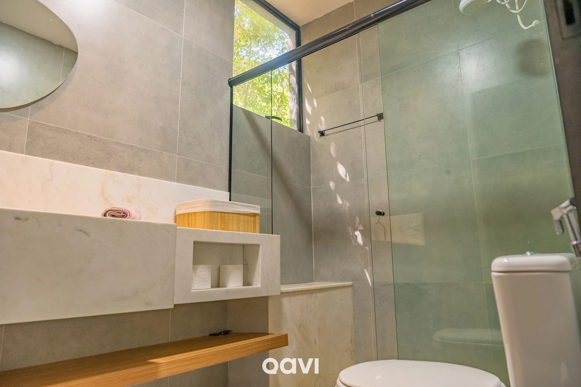 Toilet — Casa com Piscina Privativa no Condomínio Maxlife10 - By Qavi