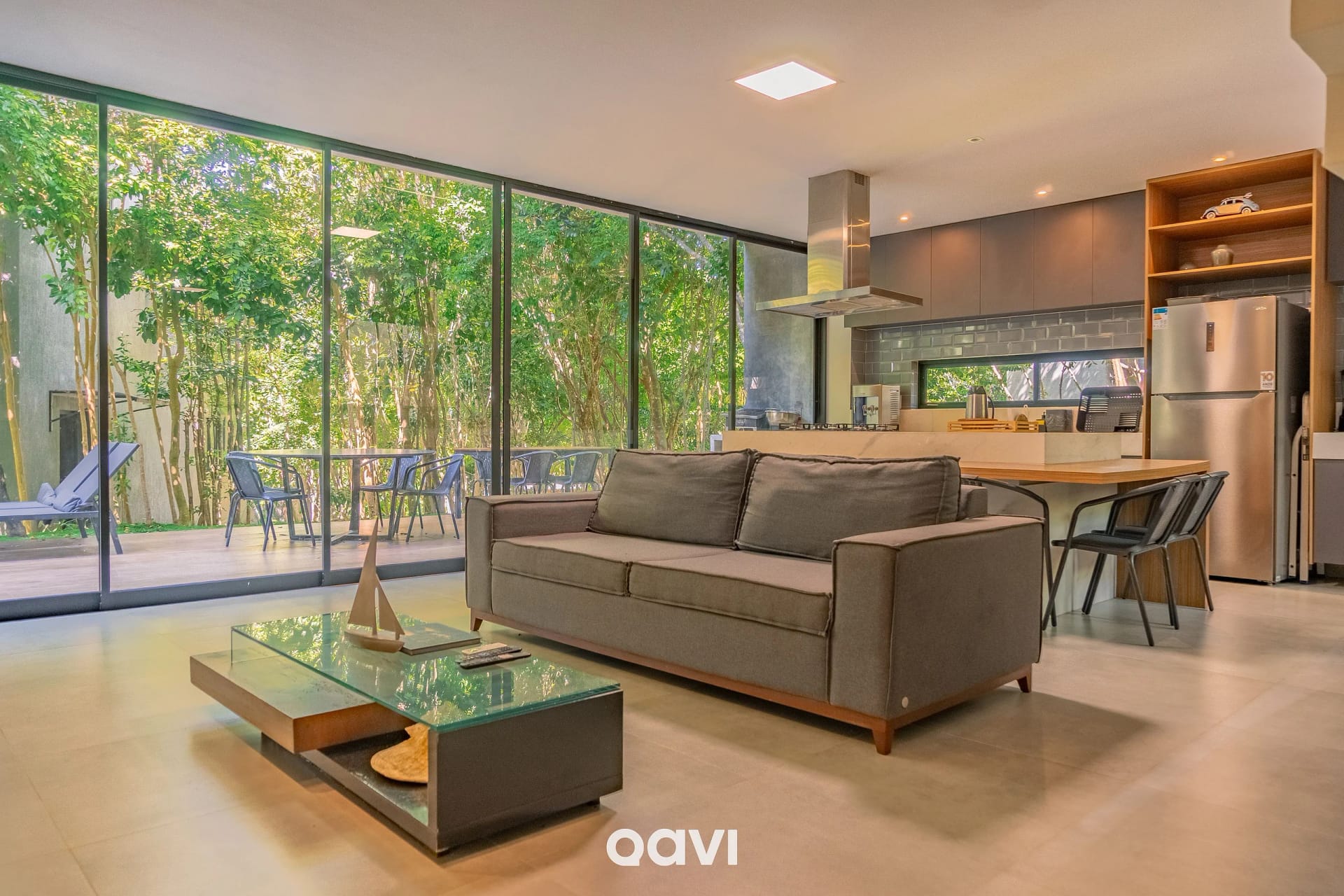 Living Room — Casa com Piscina Privativa no Condomínio Maxlife10 - By Qavi