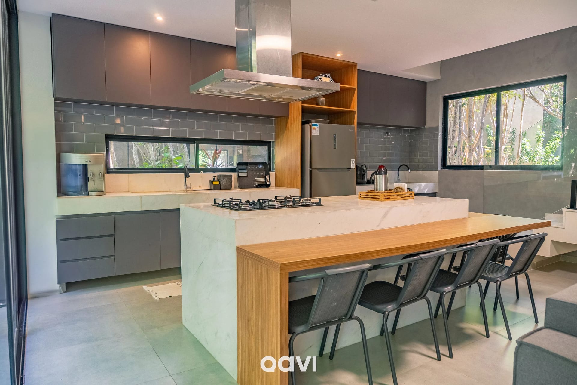 Kitchen or kitchenette — Casa com Piscina Privativa no Condomínio Maxlife10 - By Qavi