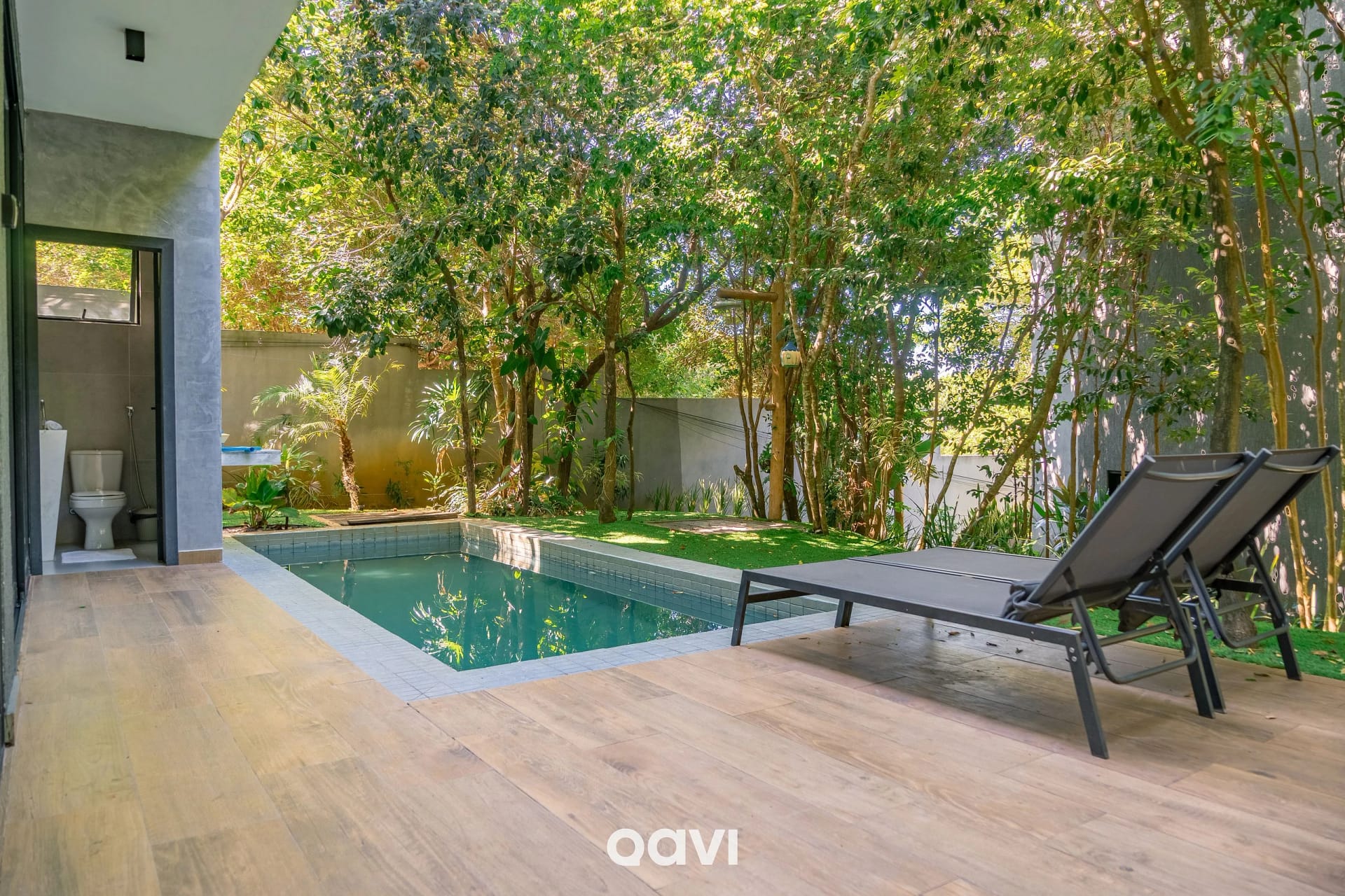 Swimming pool — Casa com Piscina Privativa no Condomínio Maxlife10 - By Qavi