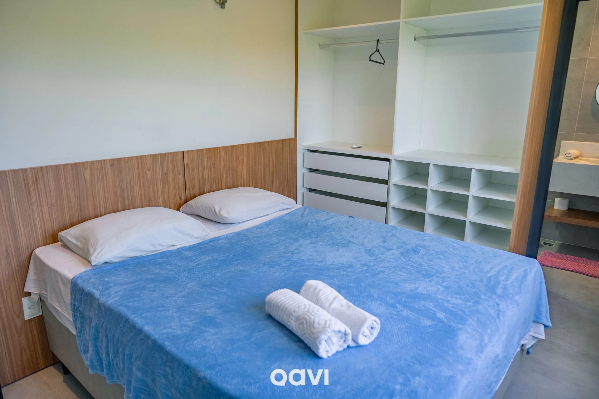 Quarto — Casa luxuosa em condomínio Maxlife09 - By Qavi