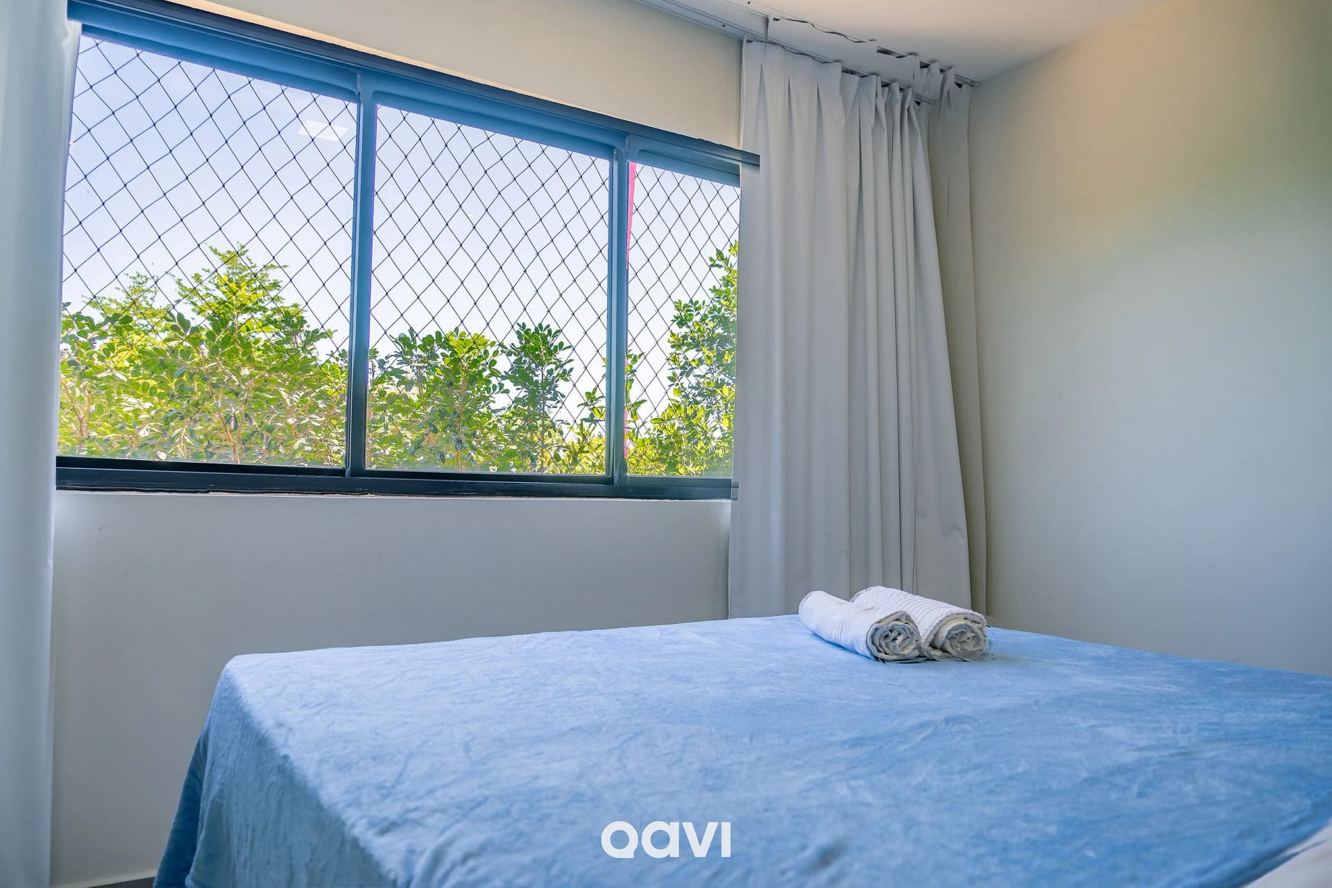 Quarto — Casa luxuosa em condomínio Maxlife09 - By Qavi