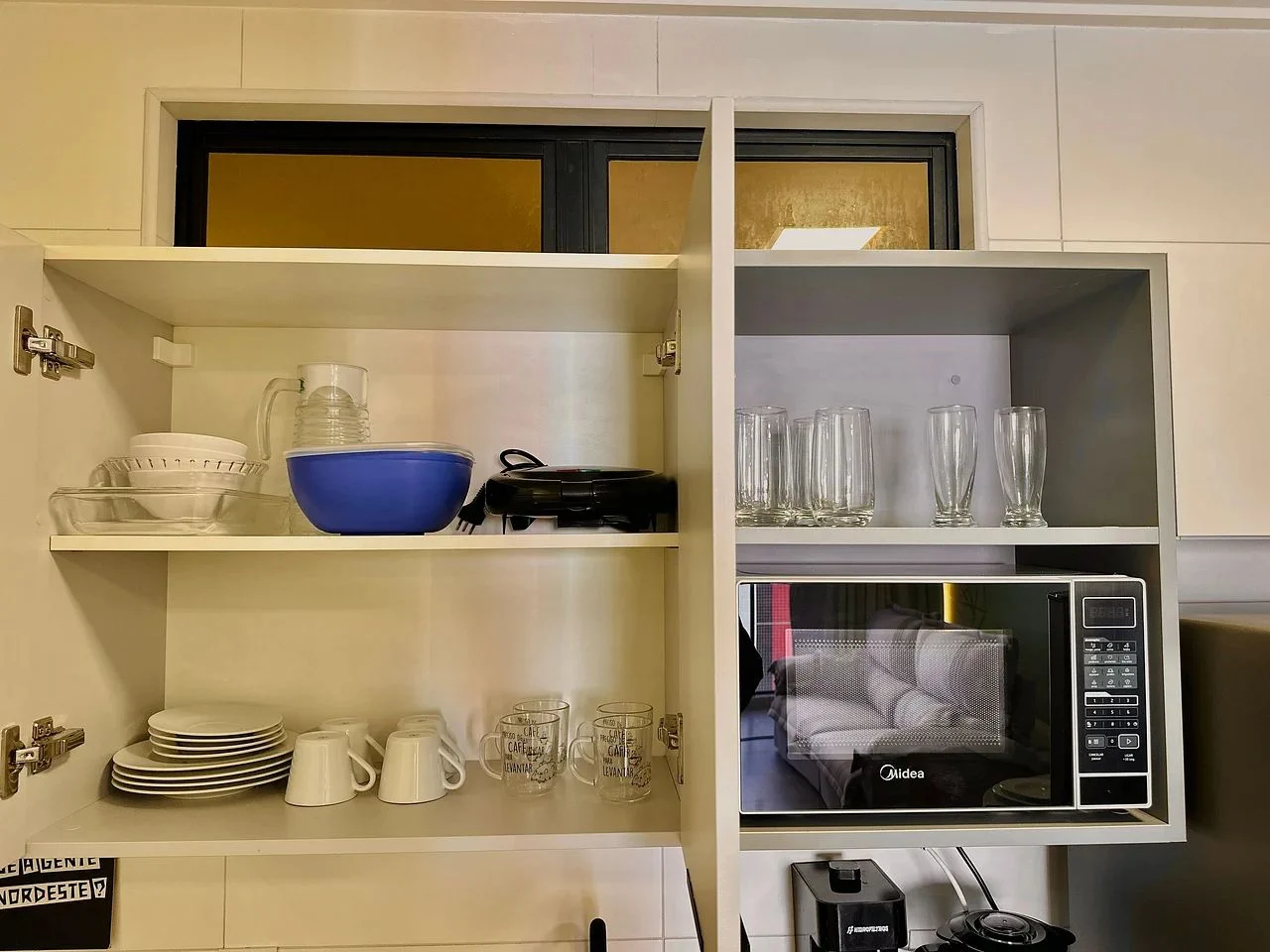 Kitchen or kitchenette — Apartamento Studio Design Maceió by Qavi