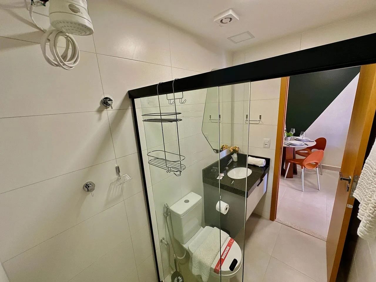Toilet — Apartamento Studio Design Maceió by Qavi