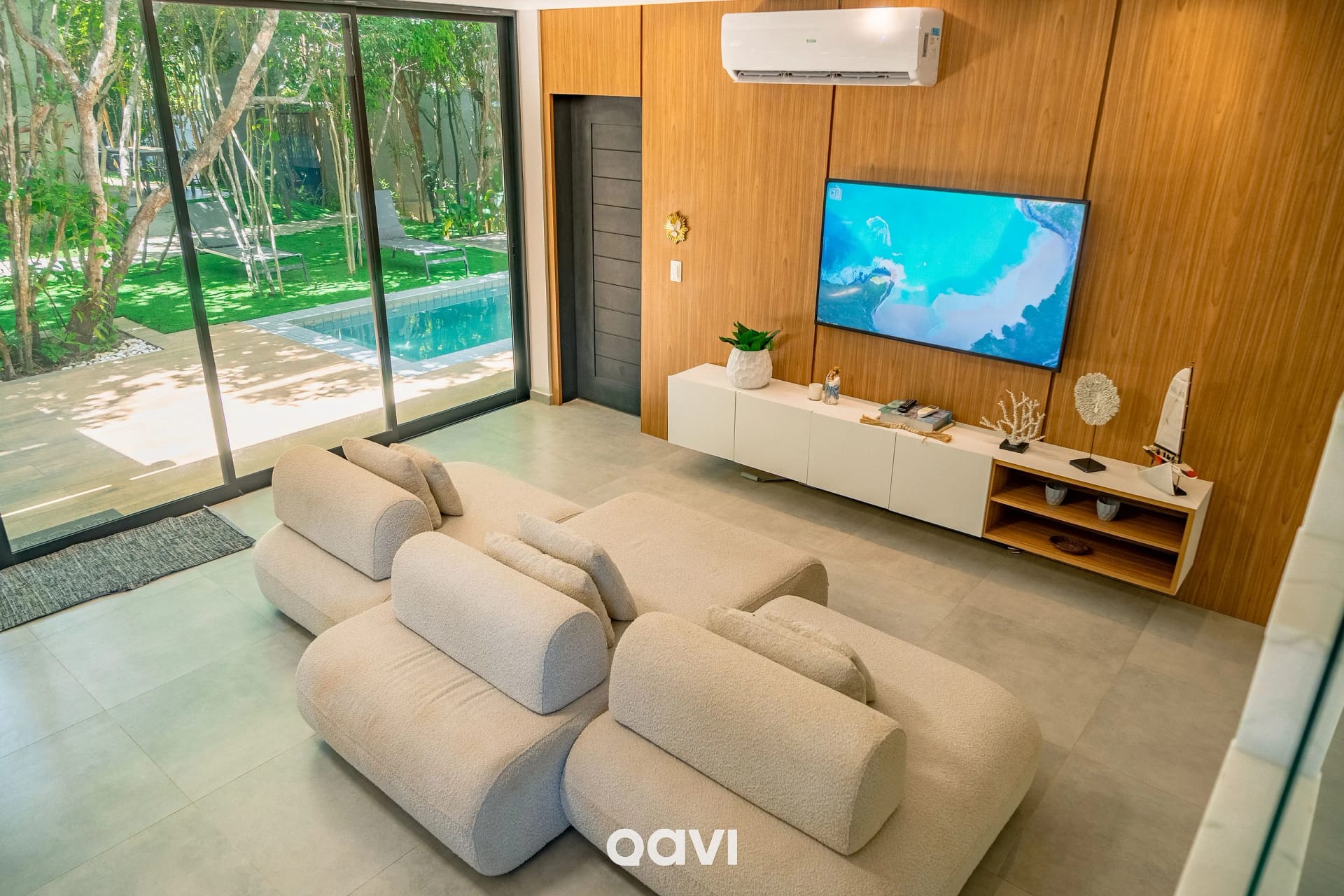 Sala de Estar — Casa luxuosa em condomínio Maxlife09 - By Qavi