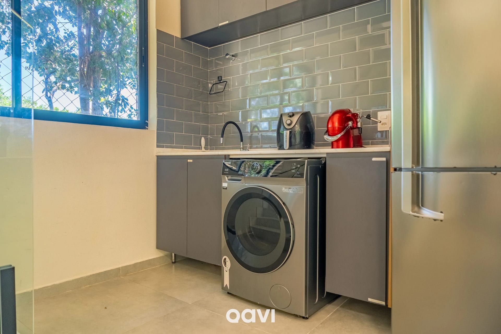 Cozinha ou kitnet — Casa luxuosa em condomínio Maxlife09 - By Qavi