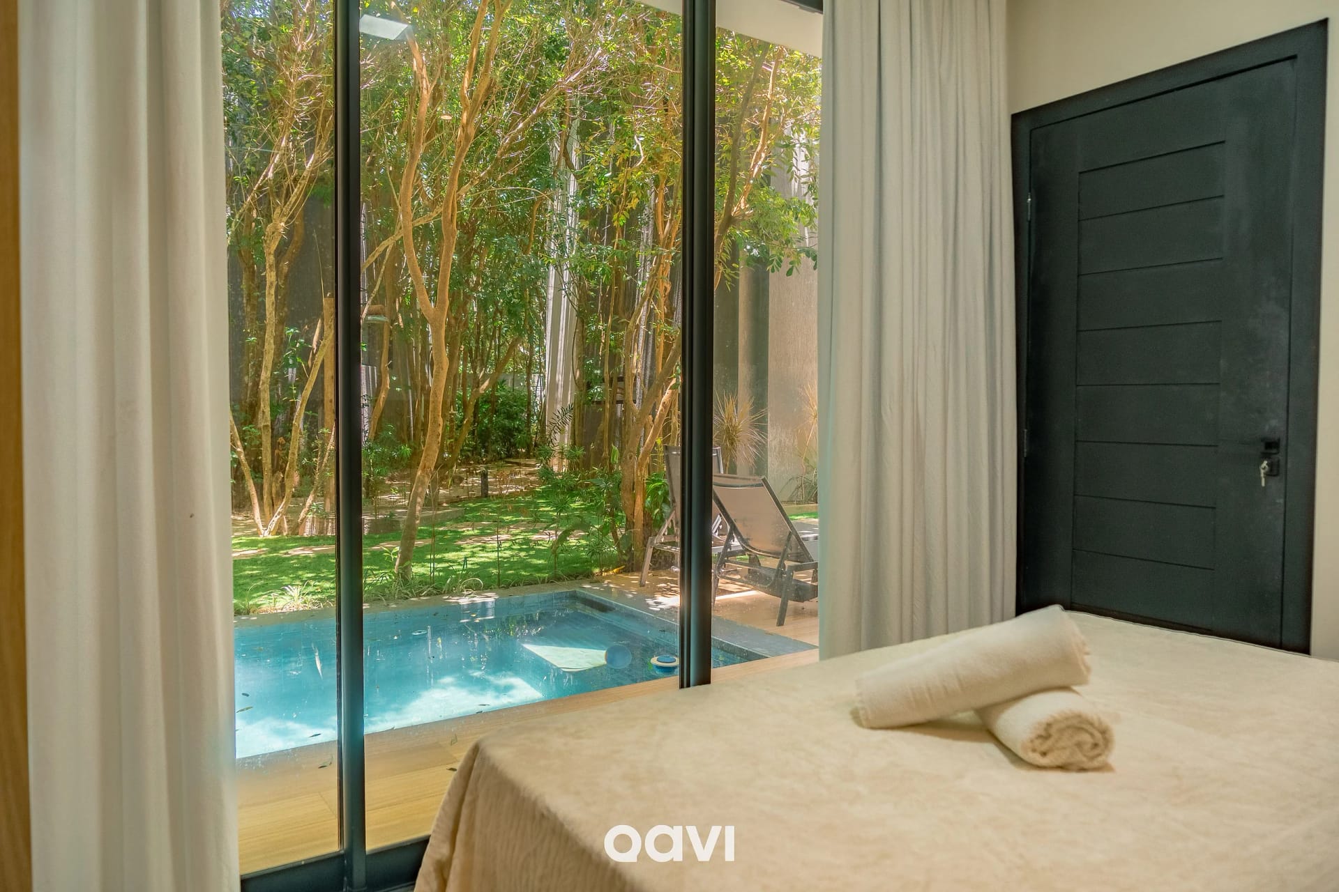 Bedroom — Casa com Piscina Privativa em condomínio Maxlife11 - By Qavi