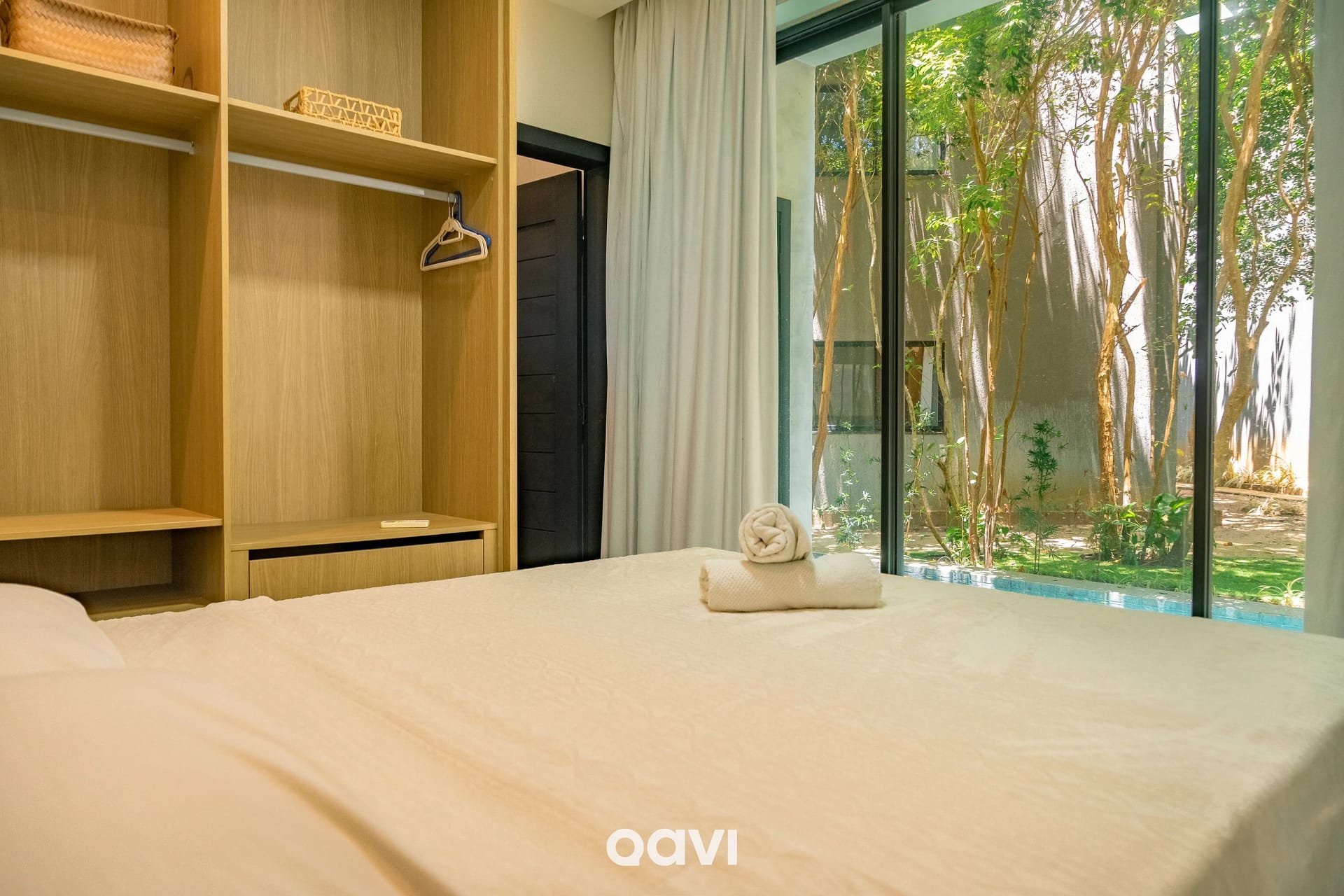 Bedroom — Casa com Piscina Privativa em condomínio Maxlife11 - By Qavi
