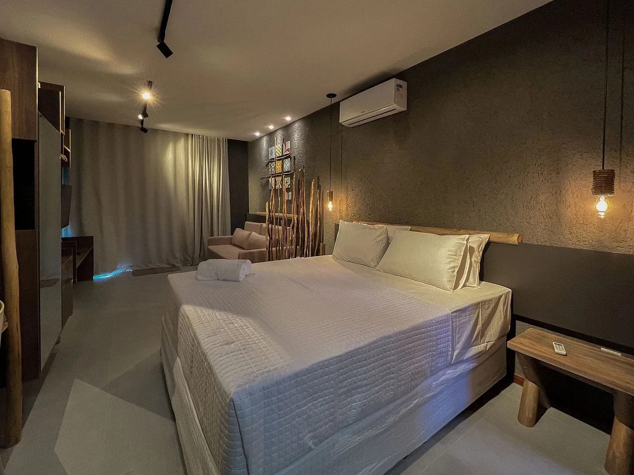 Quarto — Apartamento com Varanda Gamboa Milagres by Qavi
