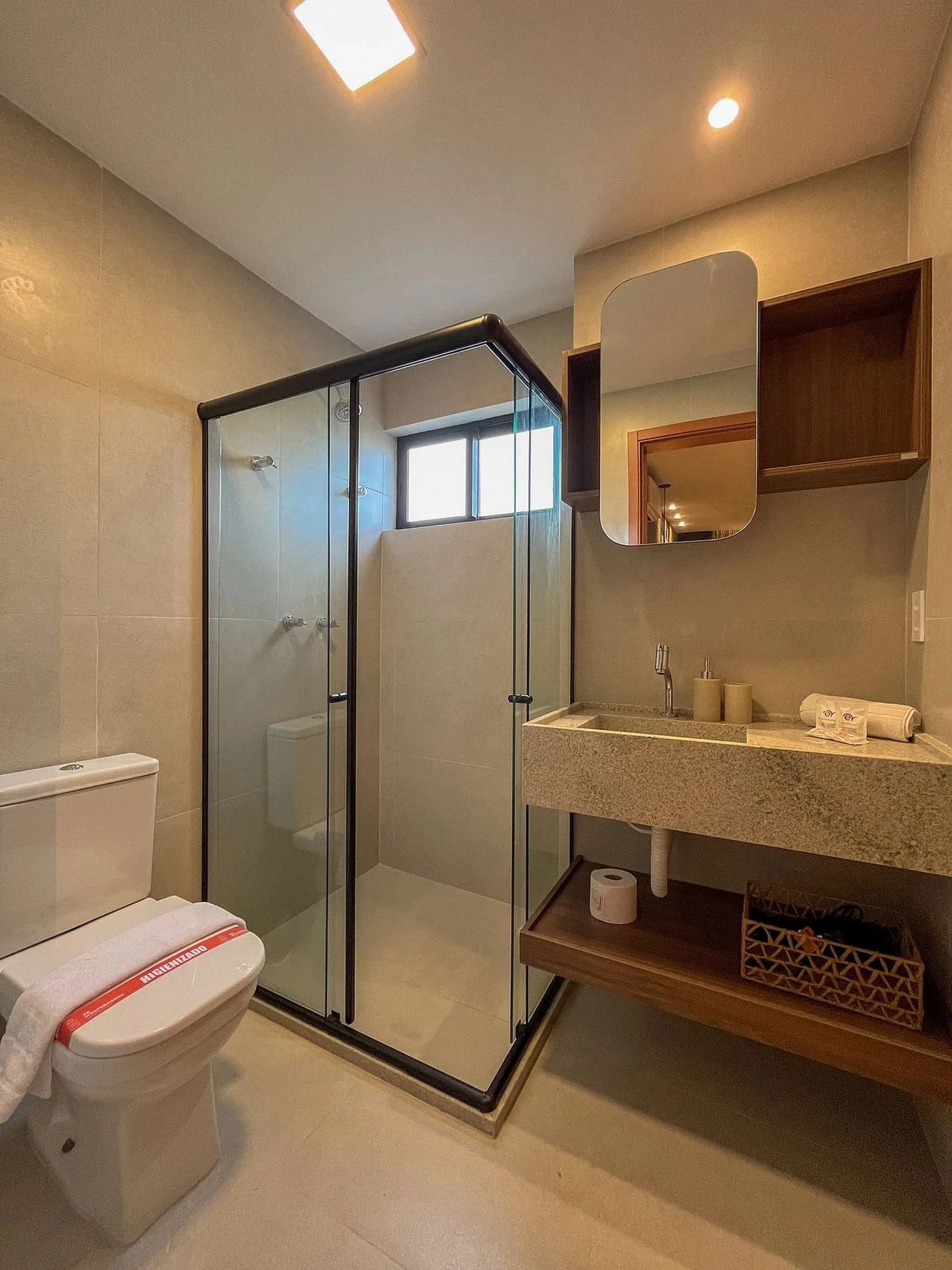 Banheiro — Apartamento com Varanda Gamboa Milagres by Qavi