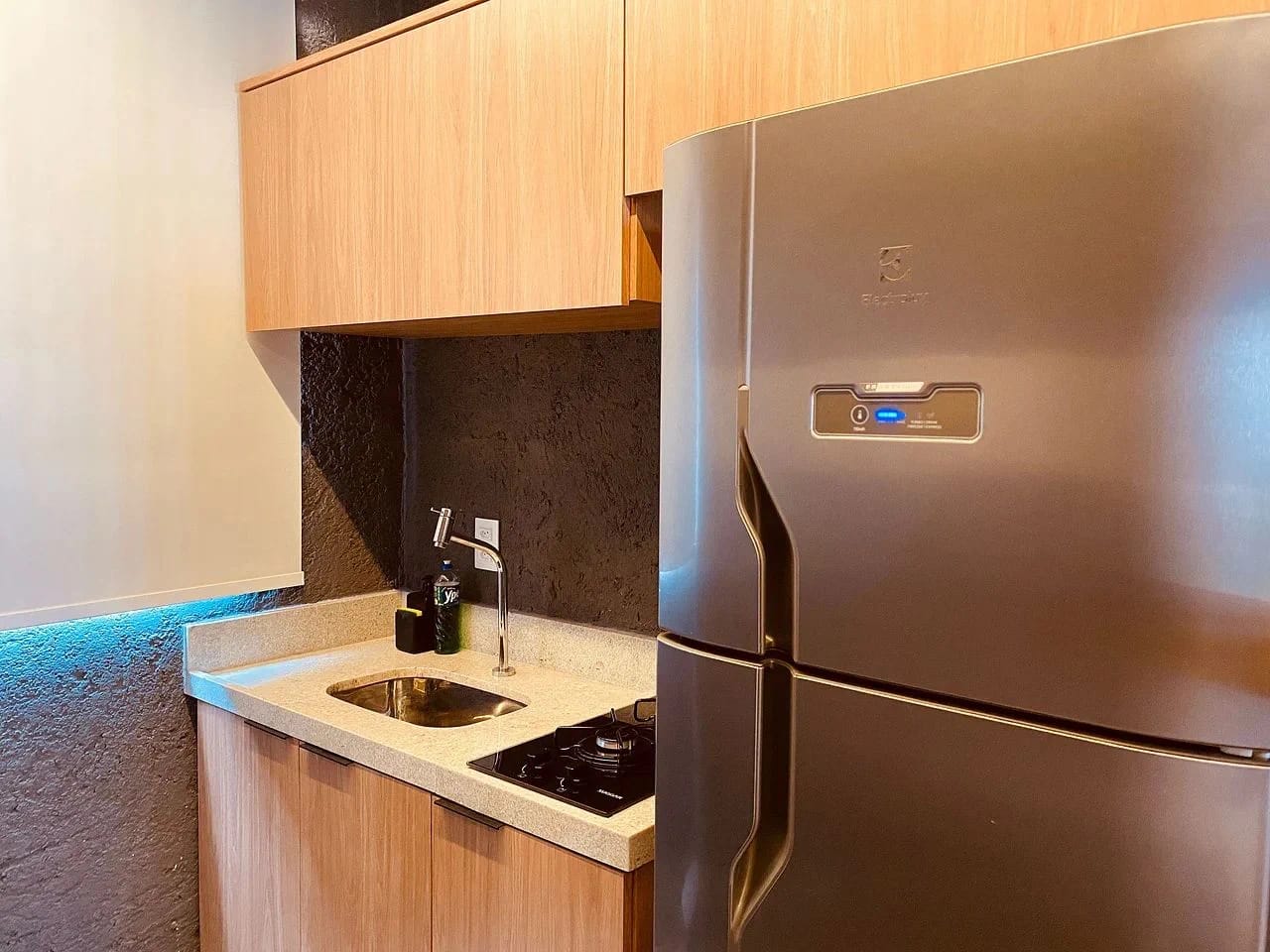 Cocina o kitnet — Studio Varanda Manatee em Milagres by Qavi