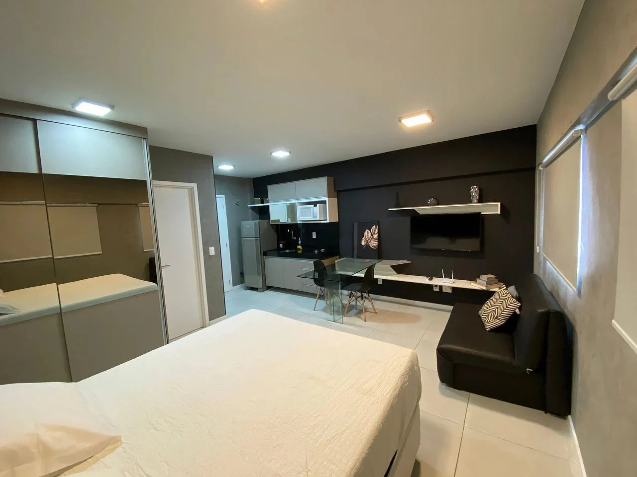 Dormitorio — Studio no Edifício Time em Maceió by Qavi