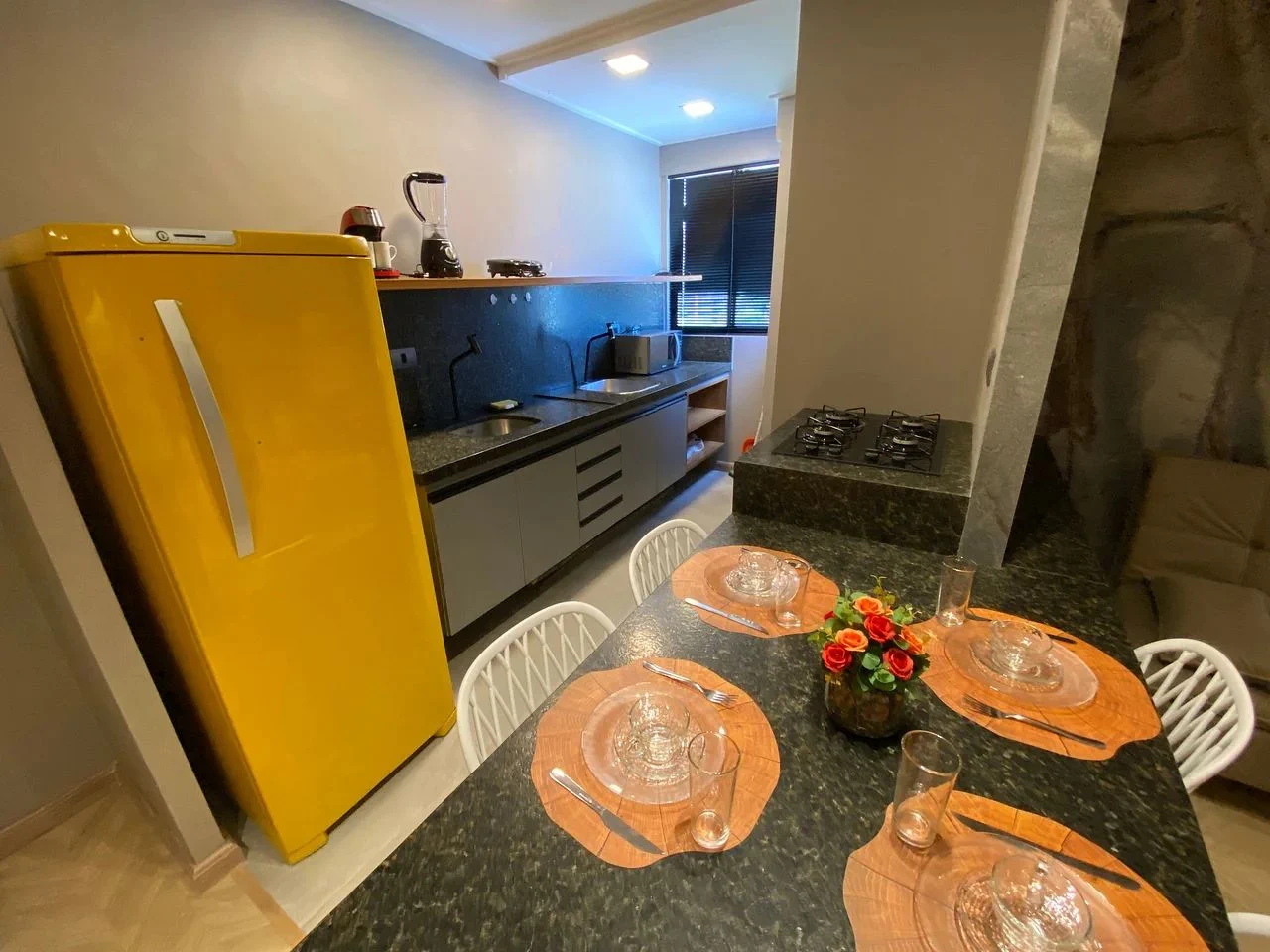 Cocina o kitnet — Apartamento Vista-Mar Neo em Maceió by QAVI