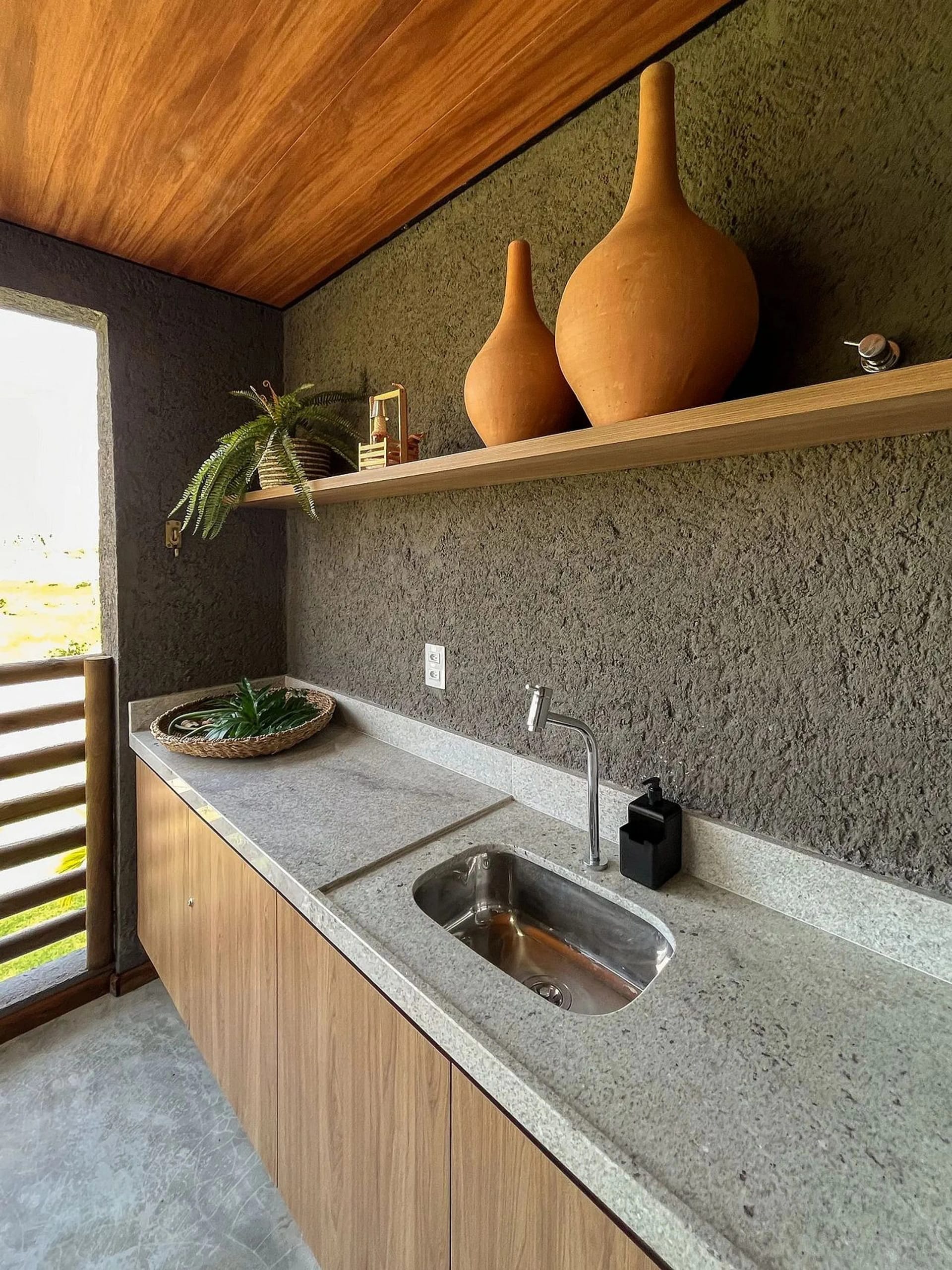 Fachada / Terraza — Apartamento Varanda Manatee em Milagres by Qavi