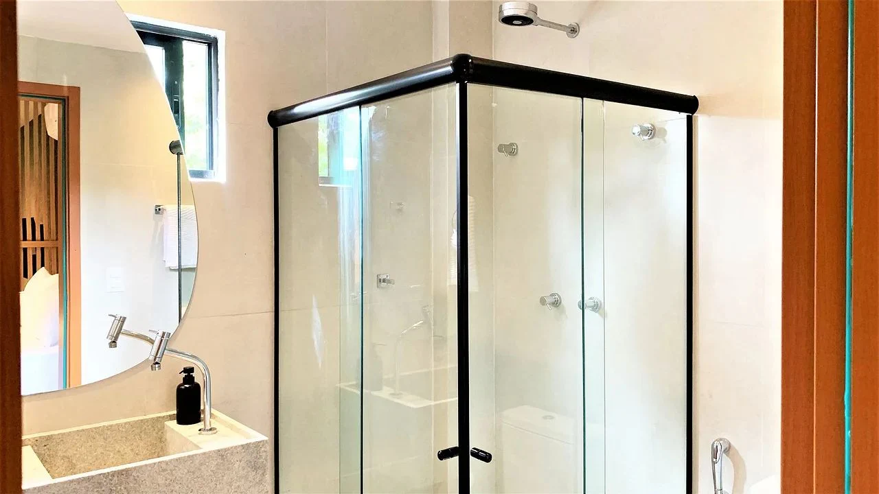 Toilet — Apartamento Kamby em Milagres by Qavi