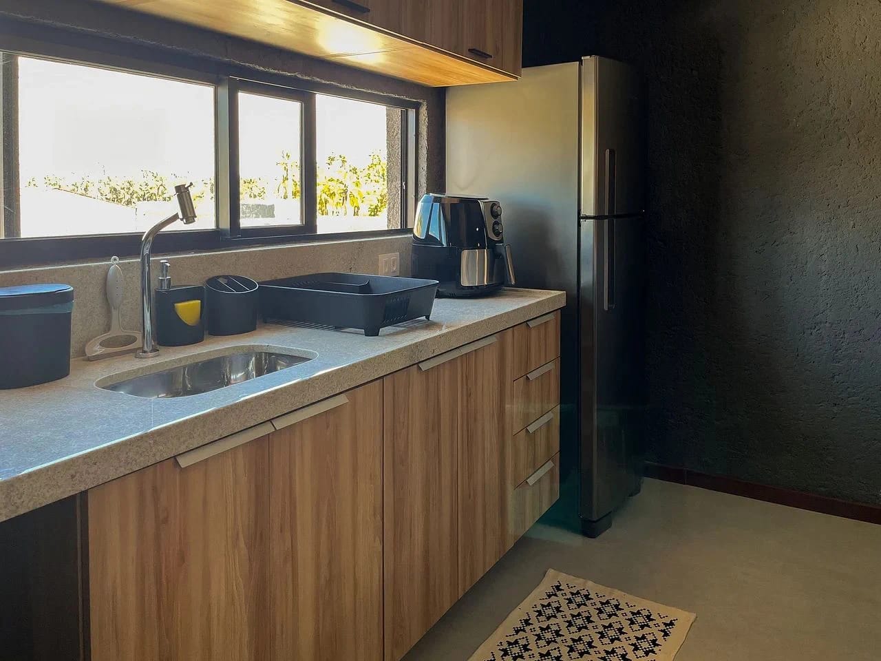 Cocina o kitnet — Apartamento Varanda Manatee em Milagres by Qavi