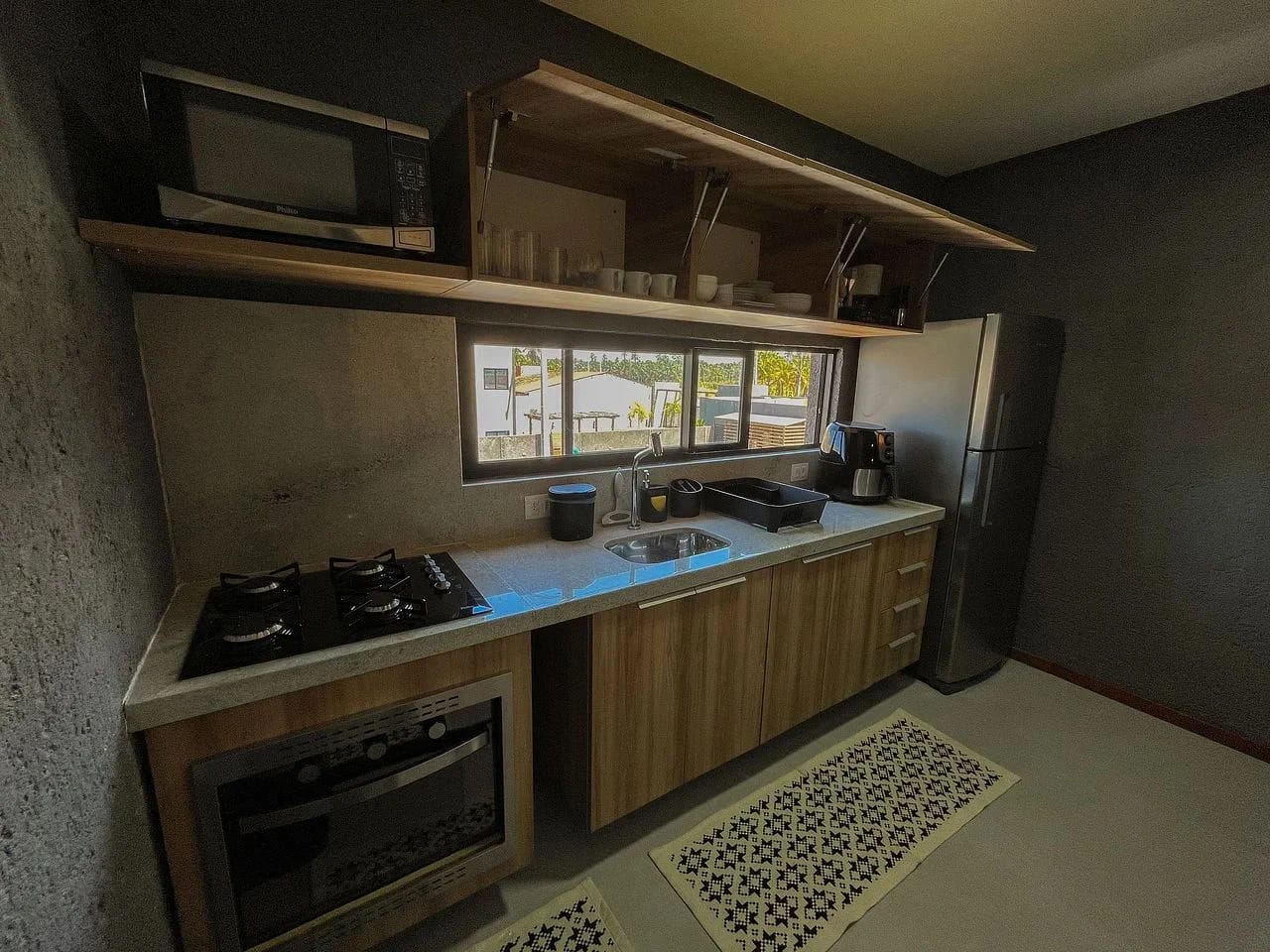 Cocina o kitnet — Apartamento Varanda Manatee em Milagres by Qavi
