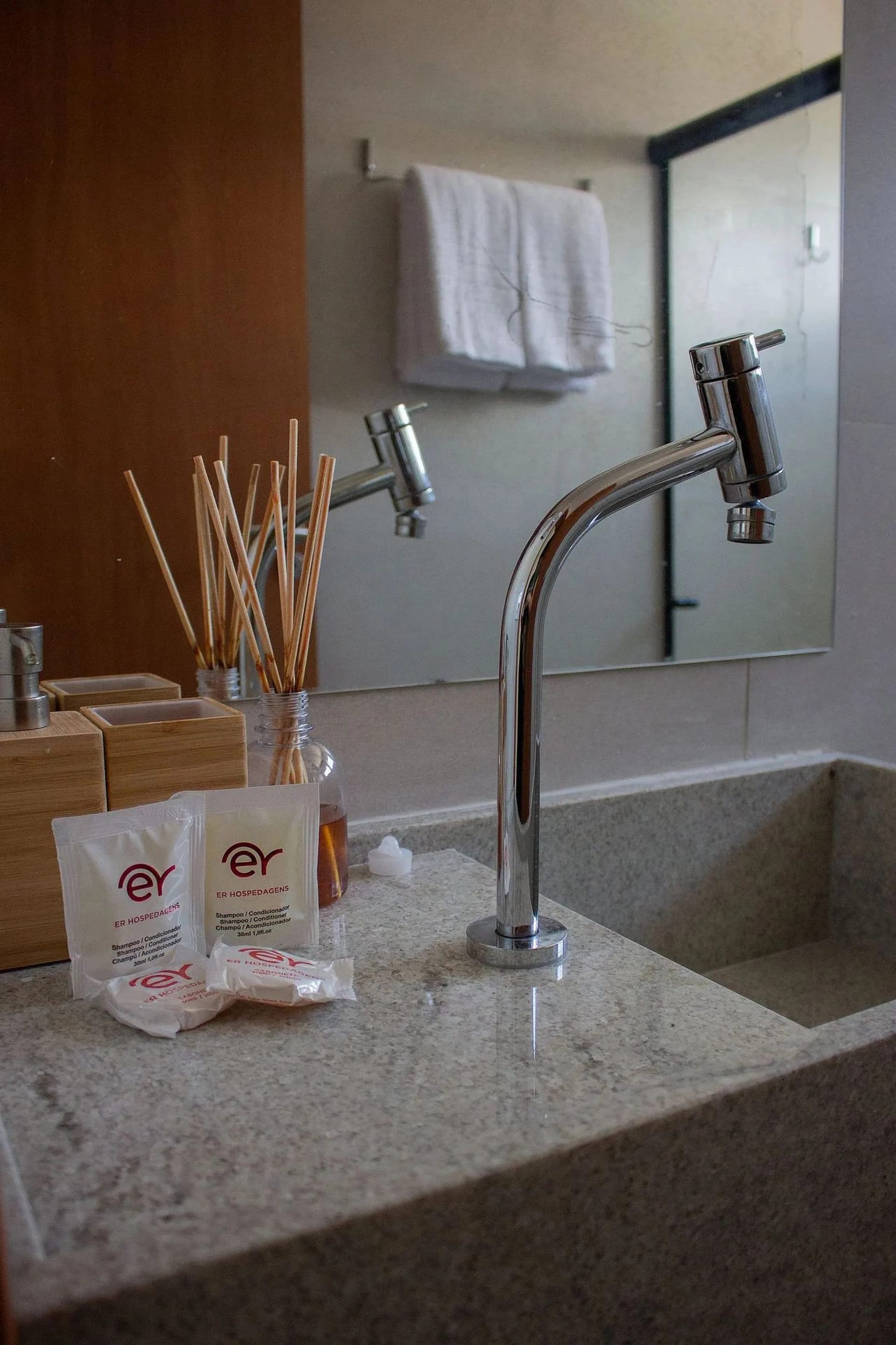 Baño — Apartamento Varanda Manatee em Milagres by Qavi