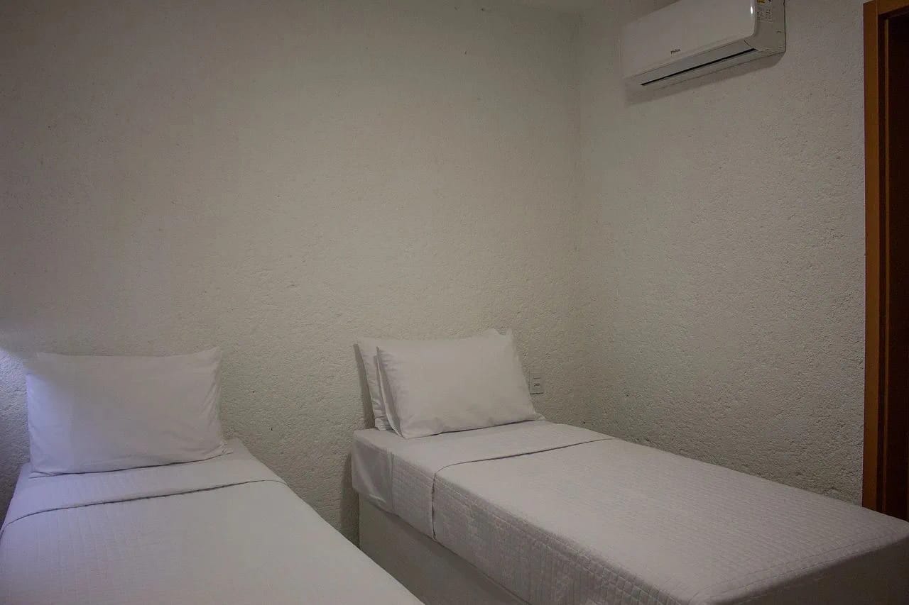 Dormitorio — Apartamento Varanda Manatee em Milagres by Qavi