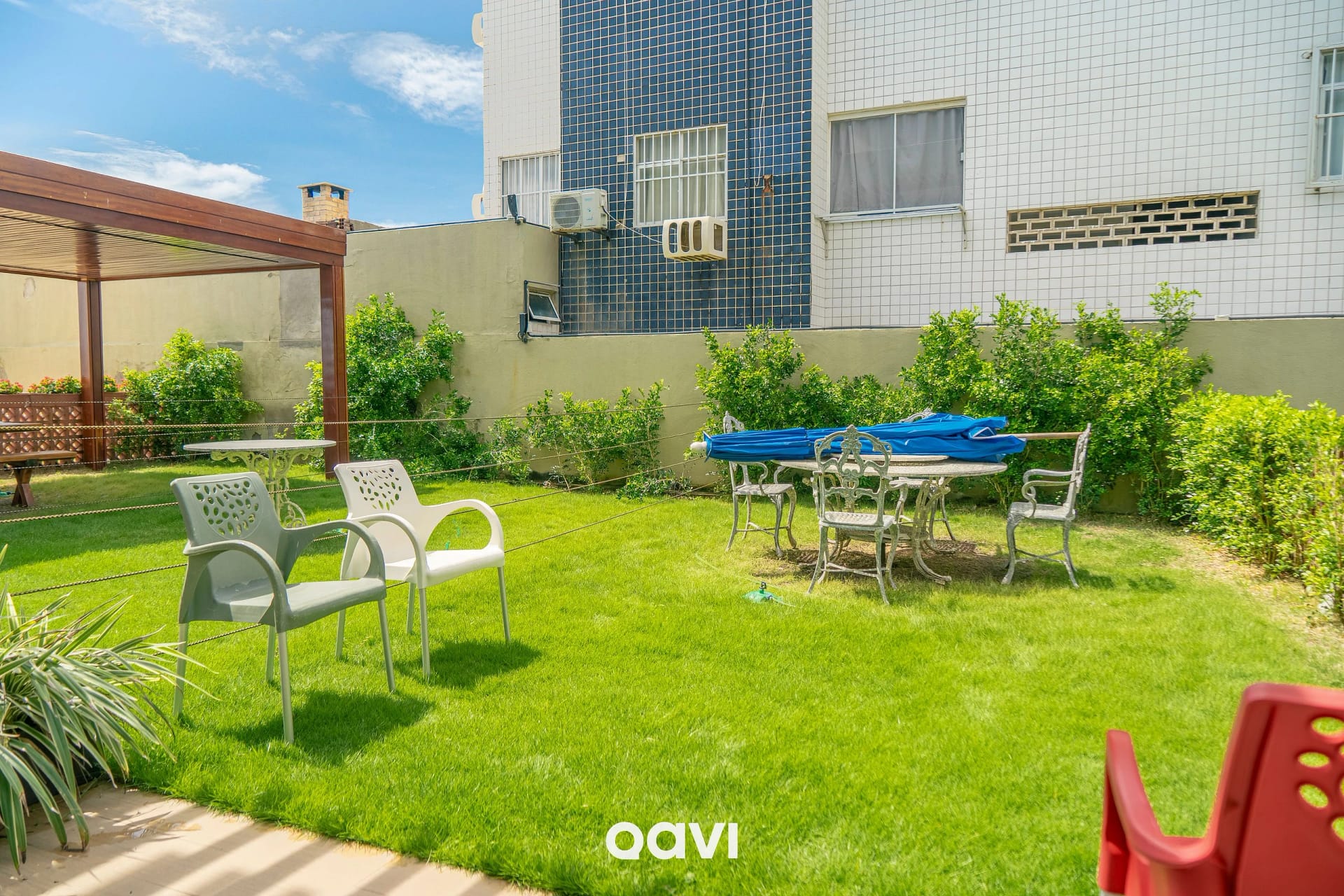Balcony / Terrace — Triplex piscina privativa em Pirangi by Qavi