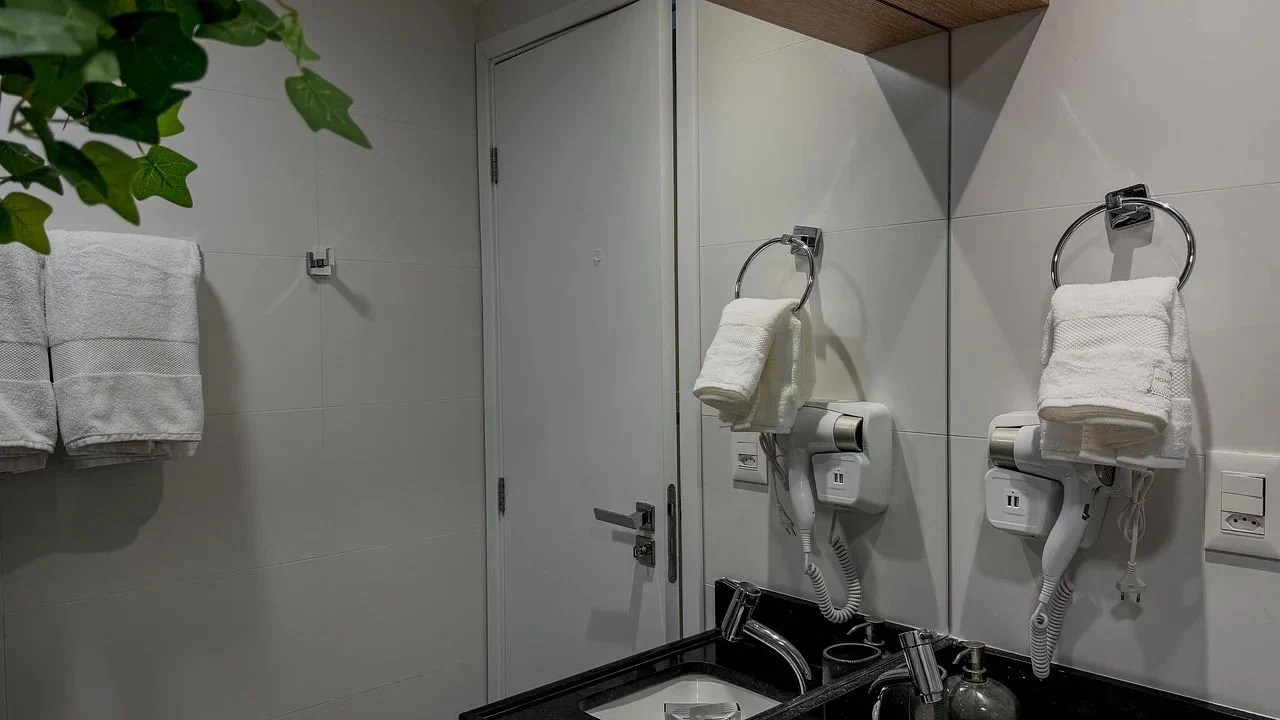 Toilet — Studio Varanda Vista Mar RN Studio Maceió by Qavi