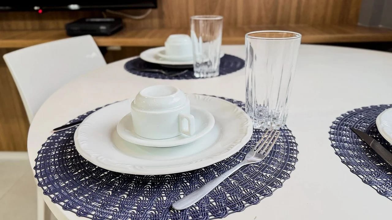 Sala de Jantar — Apartamento no Edifício Time em Maceió by Qavi