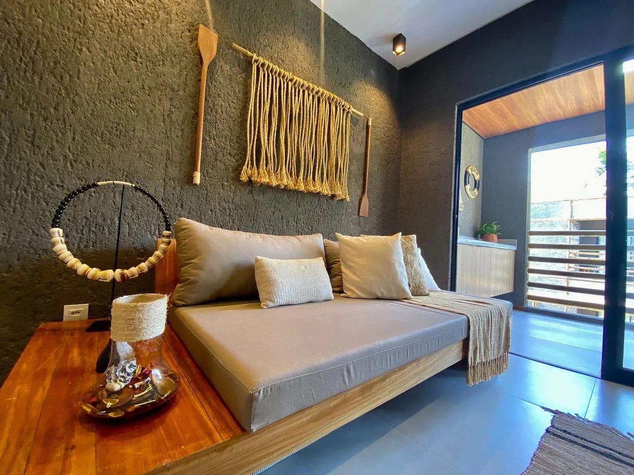 Sala de Estar — Studio Design Kamby em Milagres by Qavi