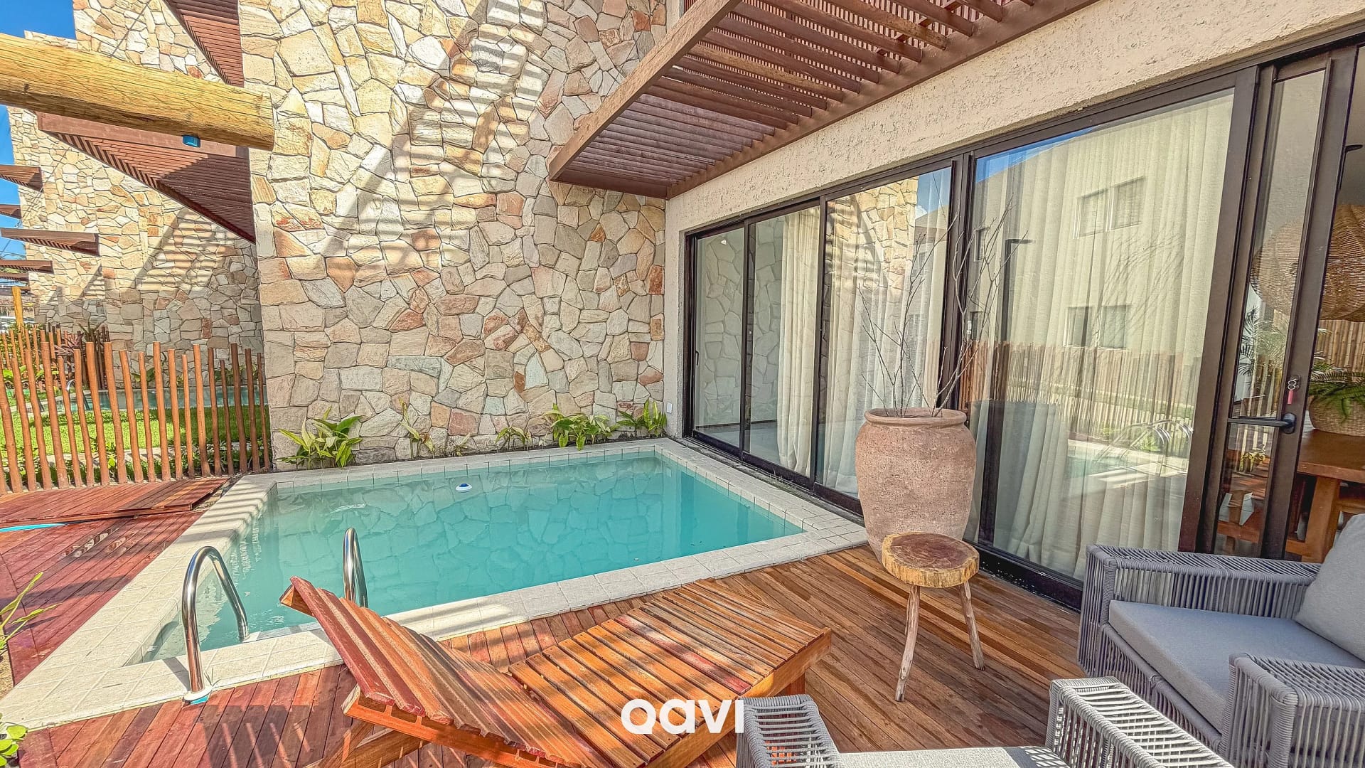 Fachada / Terraza — Beach House com Piscina Privativa Milagres by Qavi