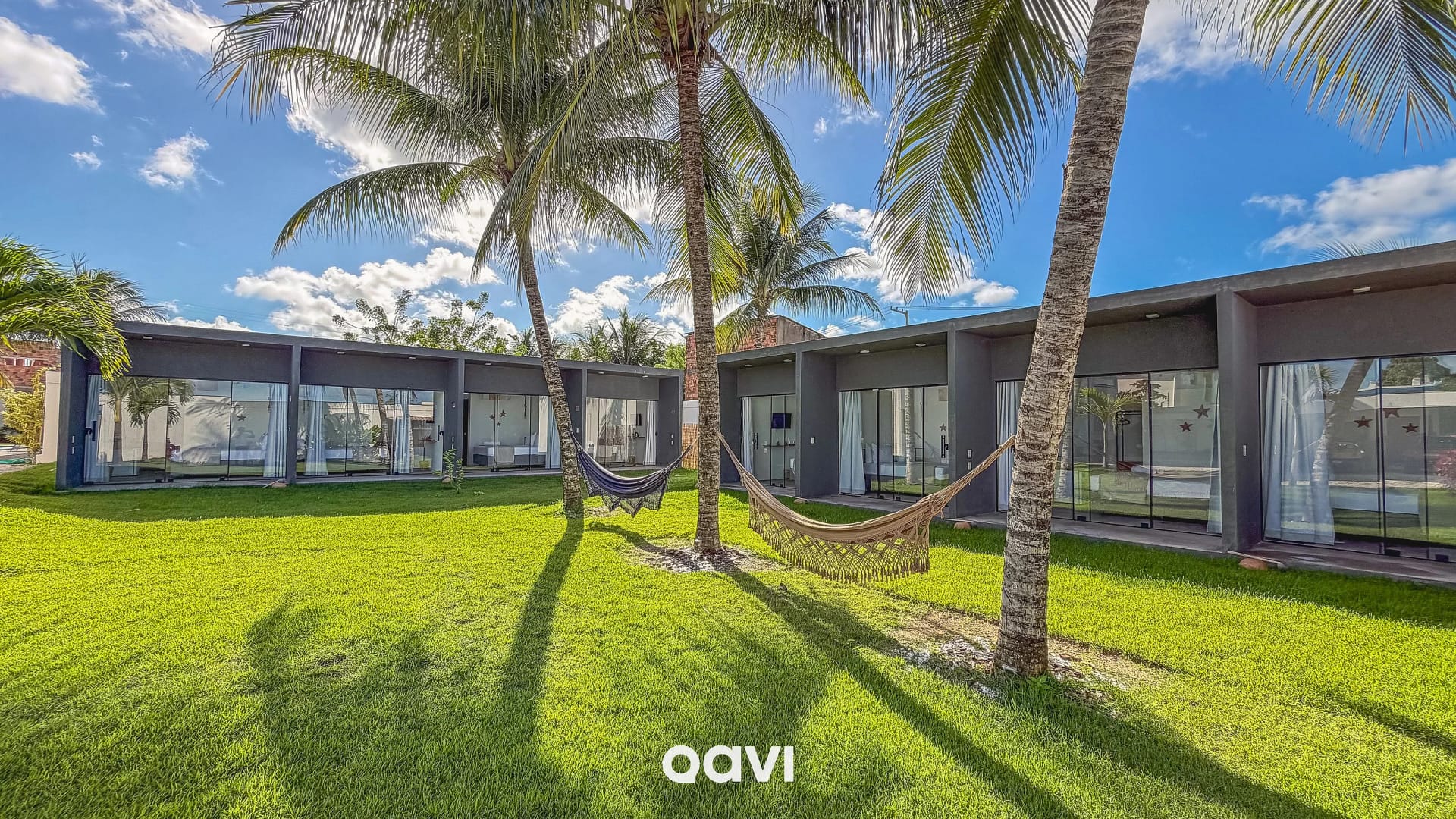 Área y comodidades — Bangalô Ibiza na Villa Puçá Milagres by Qavi