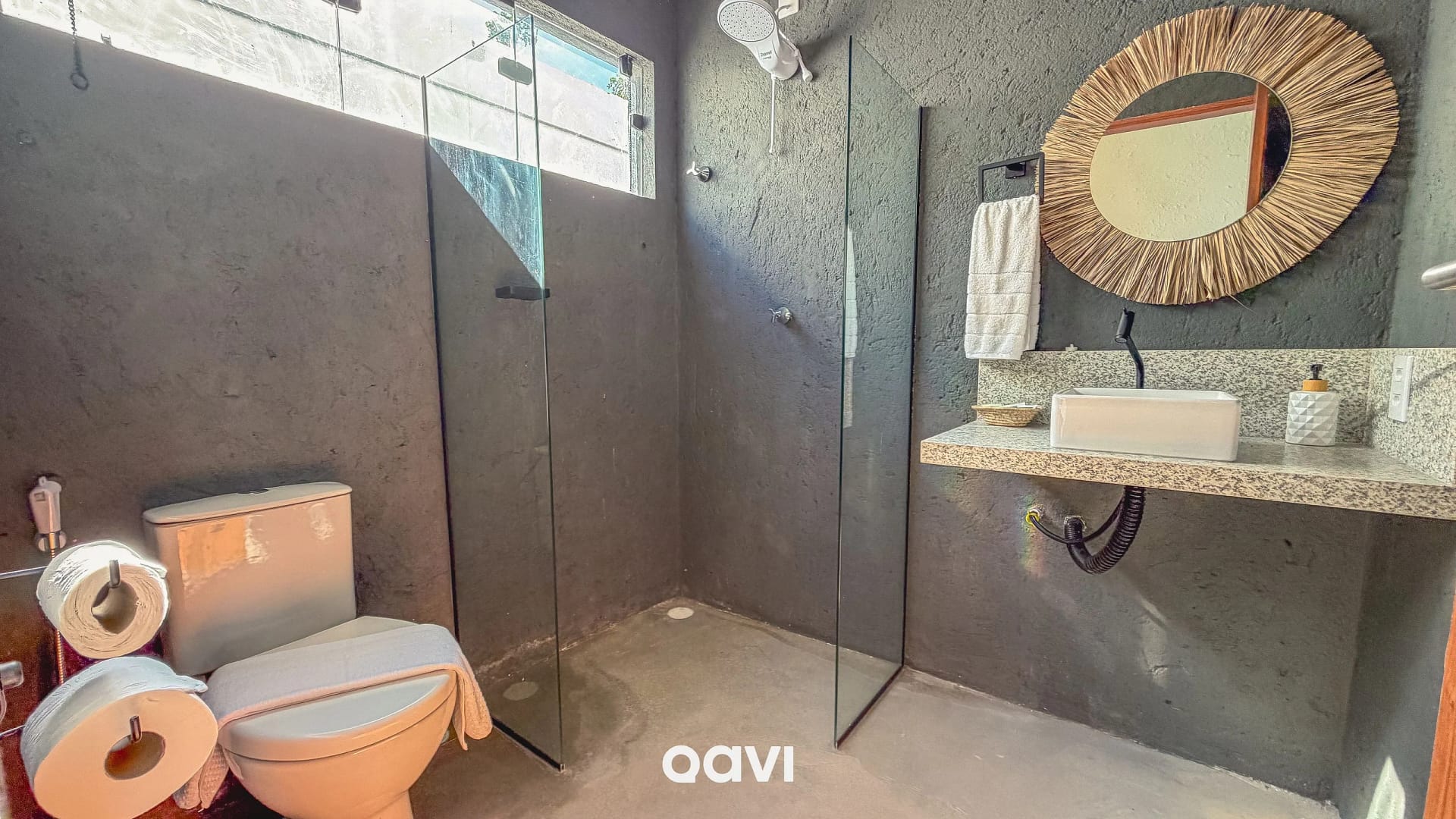 Toilet — Bangalô Mykonos na Villa Puçá Milagres by Qavi