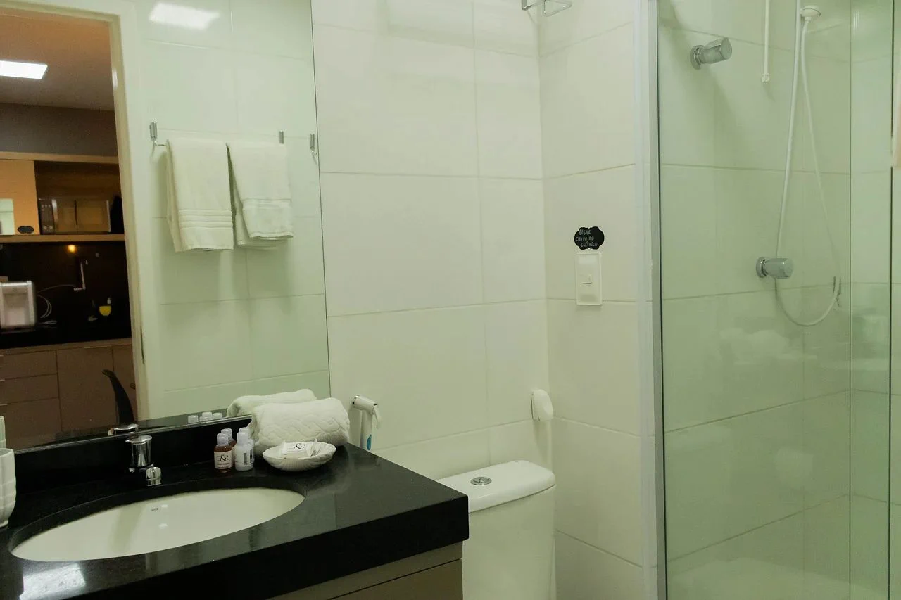 Baño — Apartamento no Edifício Time em Maceió by Qavi