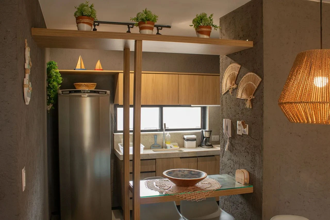 Kitchen or kitchenette — Apartamento Villas Patacho Milagres by Qavi