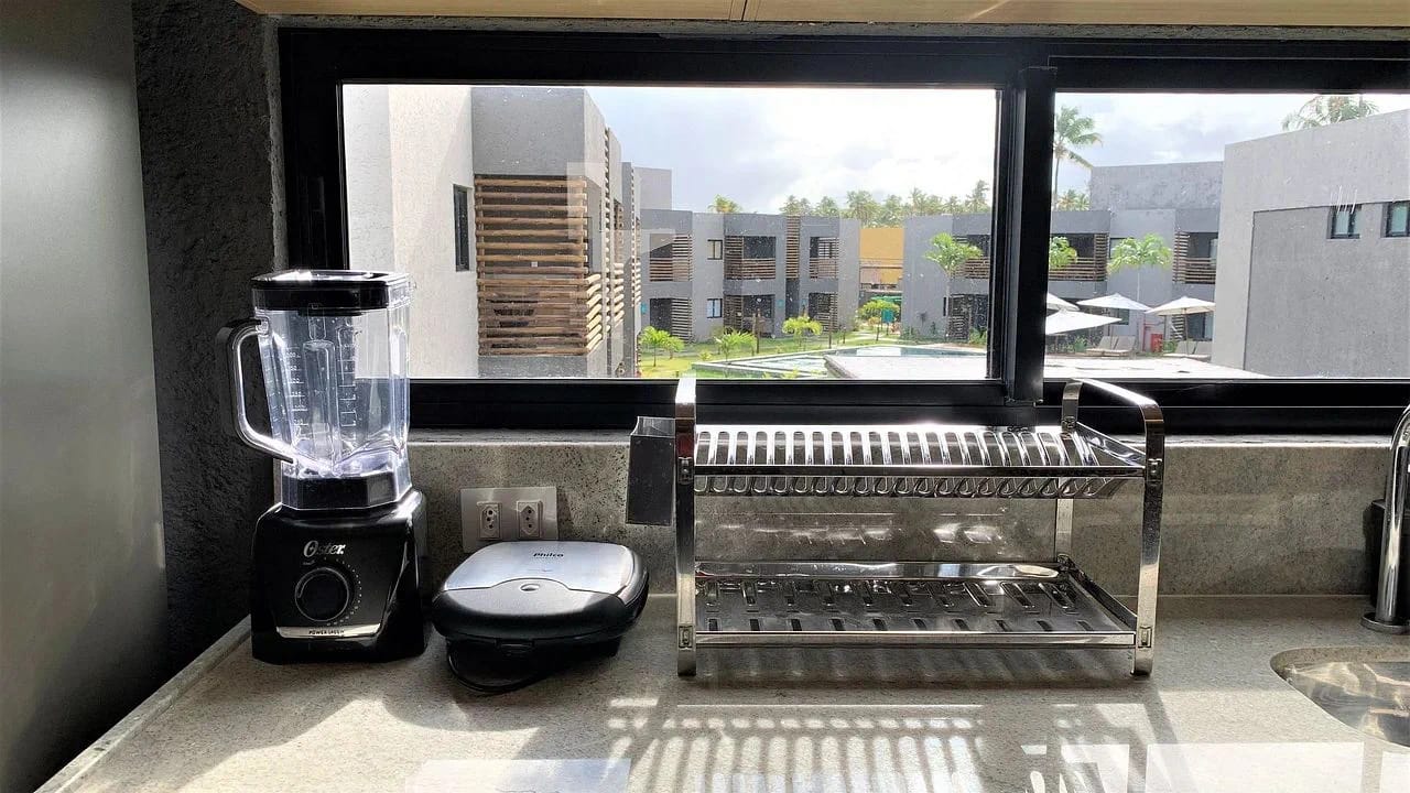 Cocina o kitnet — Apartamento Varanda Manatee em Milagres by Qavi