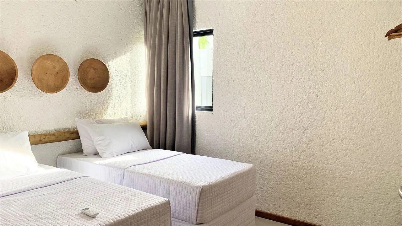 Dormitorio — Apartamento Varanda Manatee em Milagres by Qavi