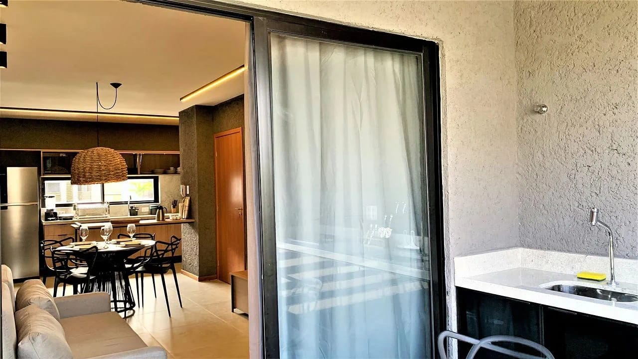 Fachada / Terraza — Apartamento Varanda Manatee em Milagres by Qavi