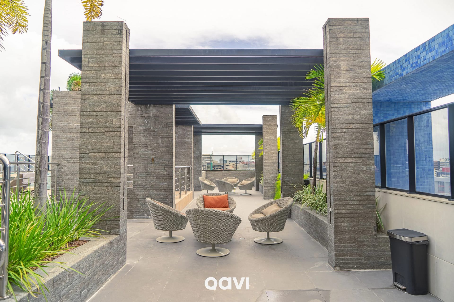 Área e instalações — Apartamento no Edifício Time em Maceió by Qavi