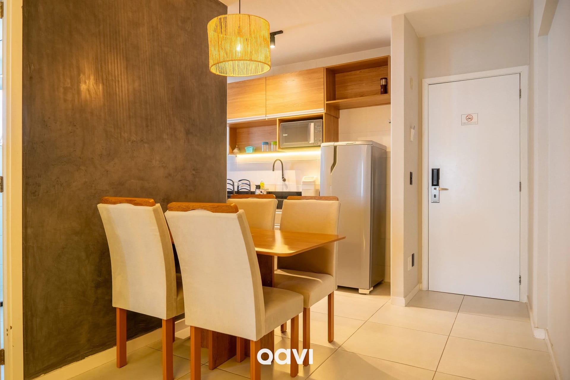 Sala de Jantar — Apartamento no Edifício Time em Maceió by Qavi