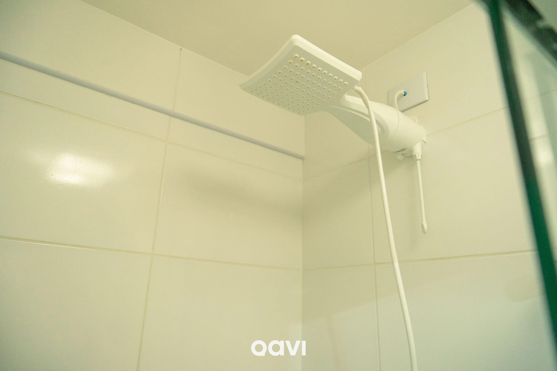 Bathroom — Studio no Edifício Time em Maceió by Qavi