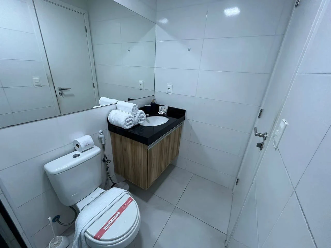 Toilet — Apartamento no Edifício Time em Maceió by Qavi