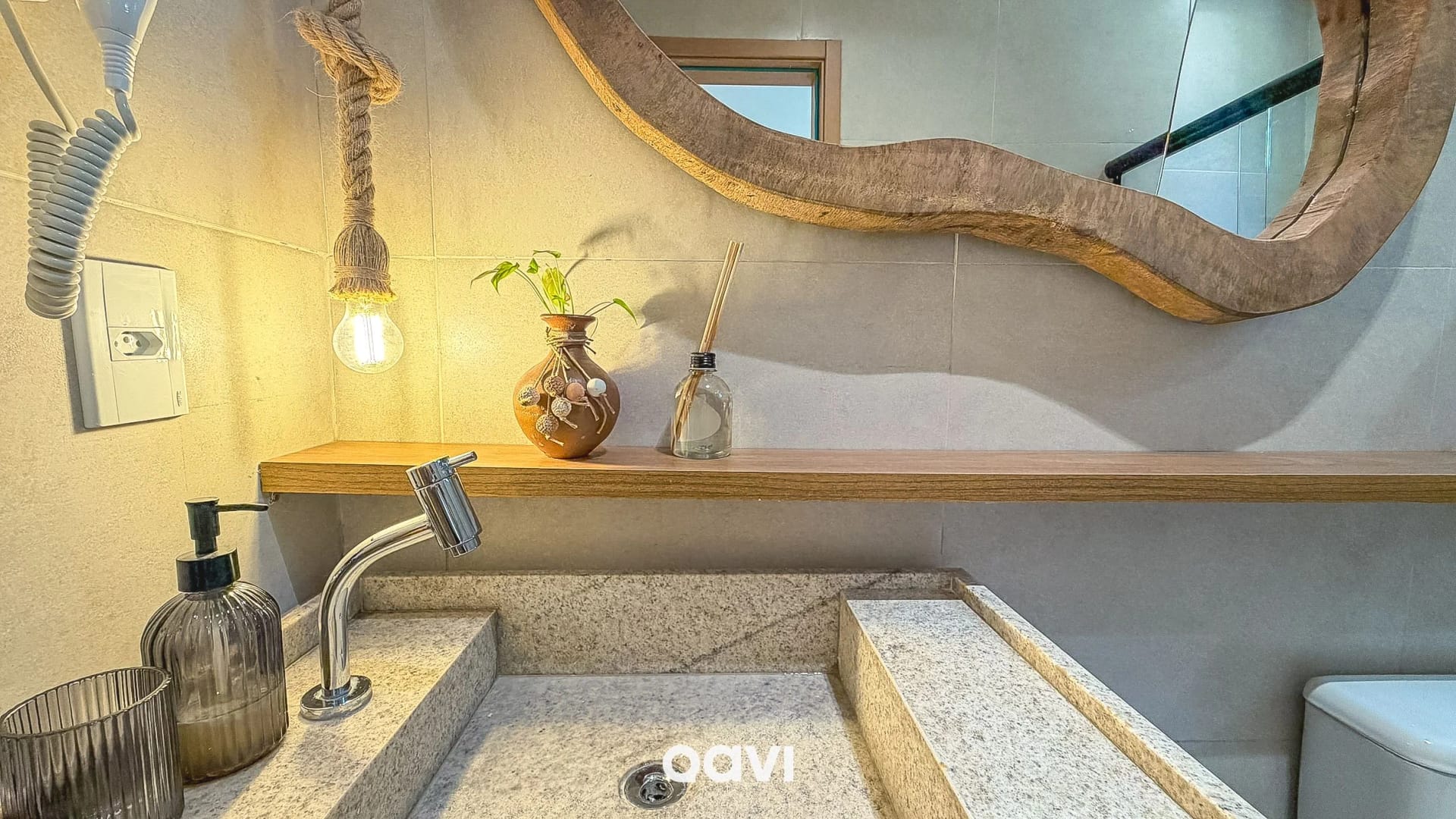 Toilet — Apartamento Manah Milagres by Qavi