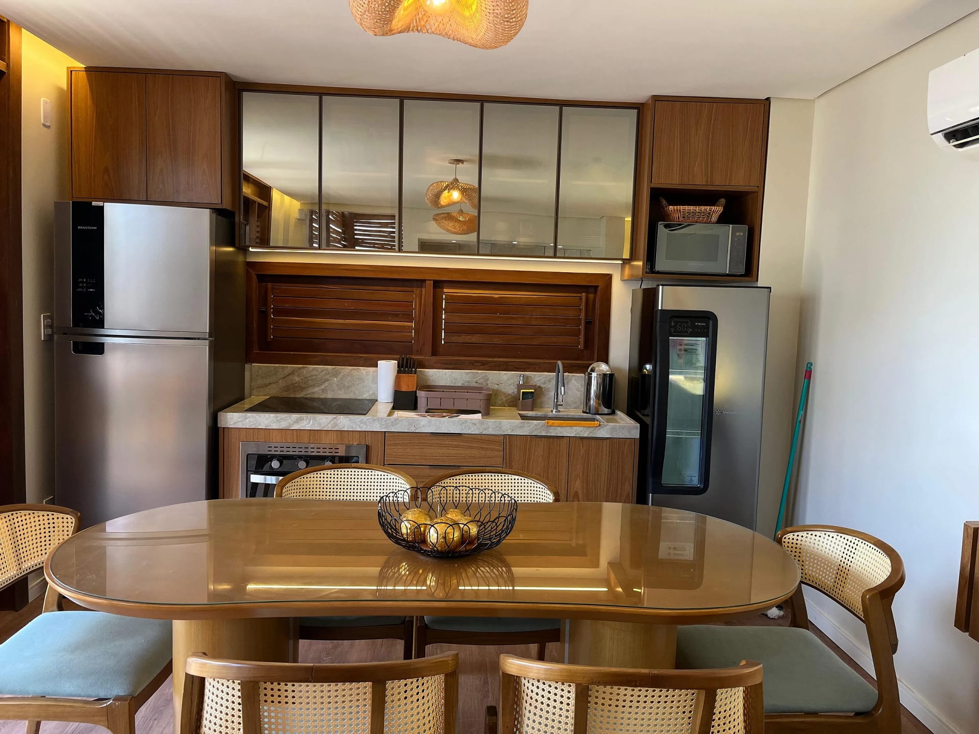 Cocina o kitnet — Chalé Cajueiro Vila Mar Resort by Qavi