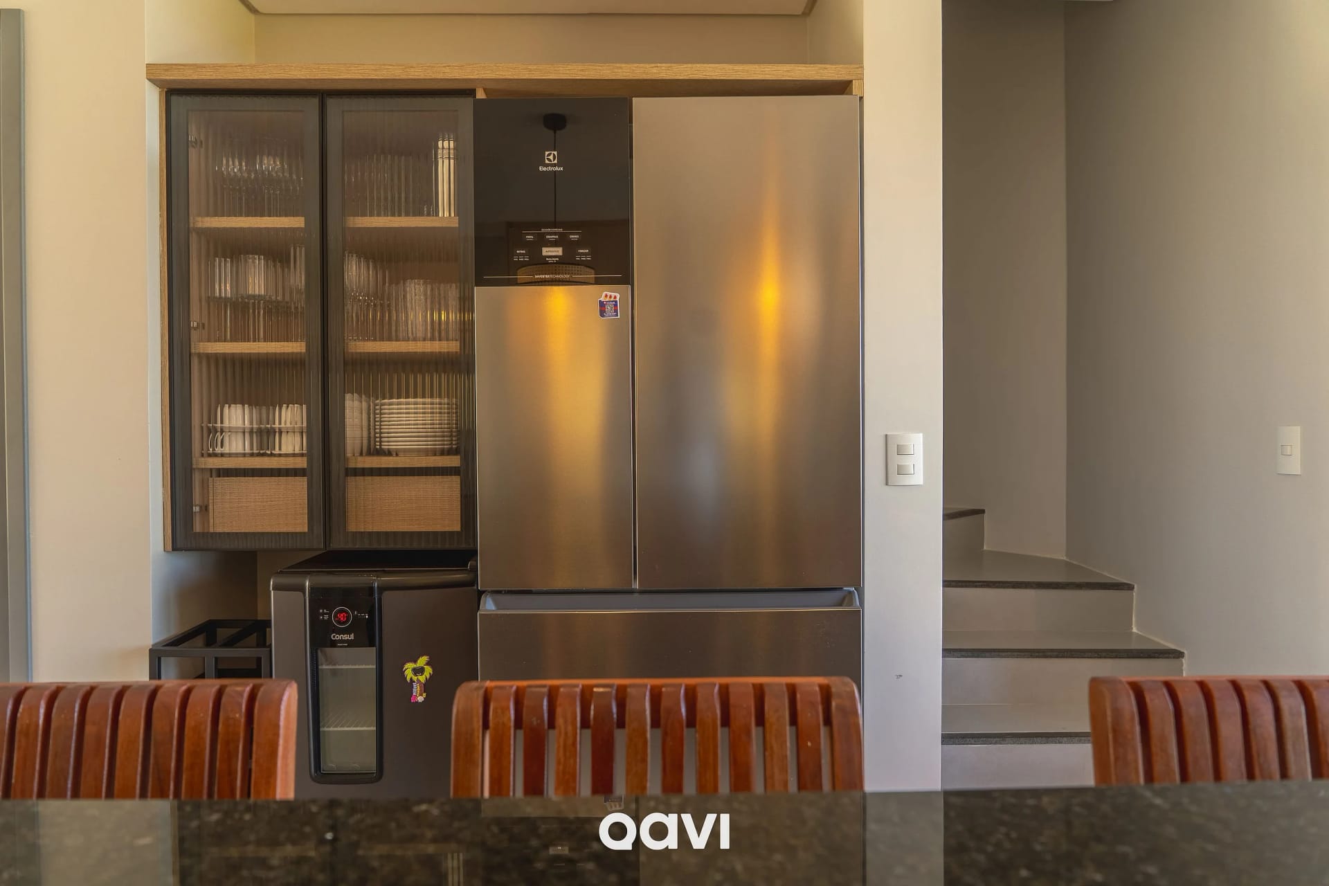 Kitchen or kitchenette — Casa Oriah Milagres by Qavi