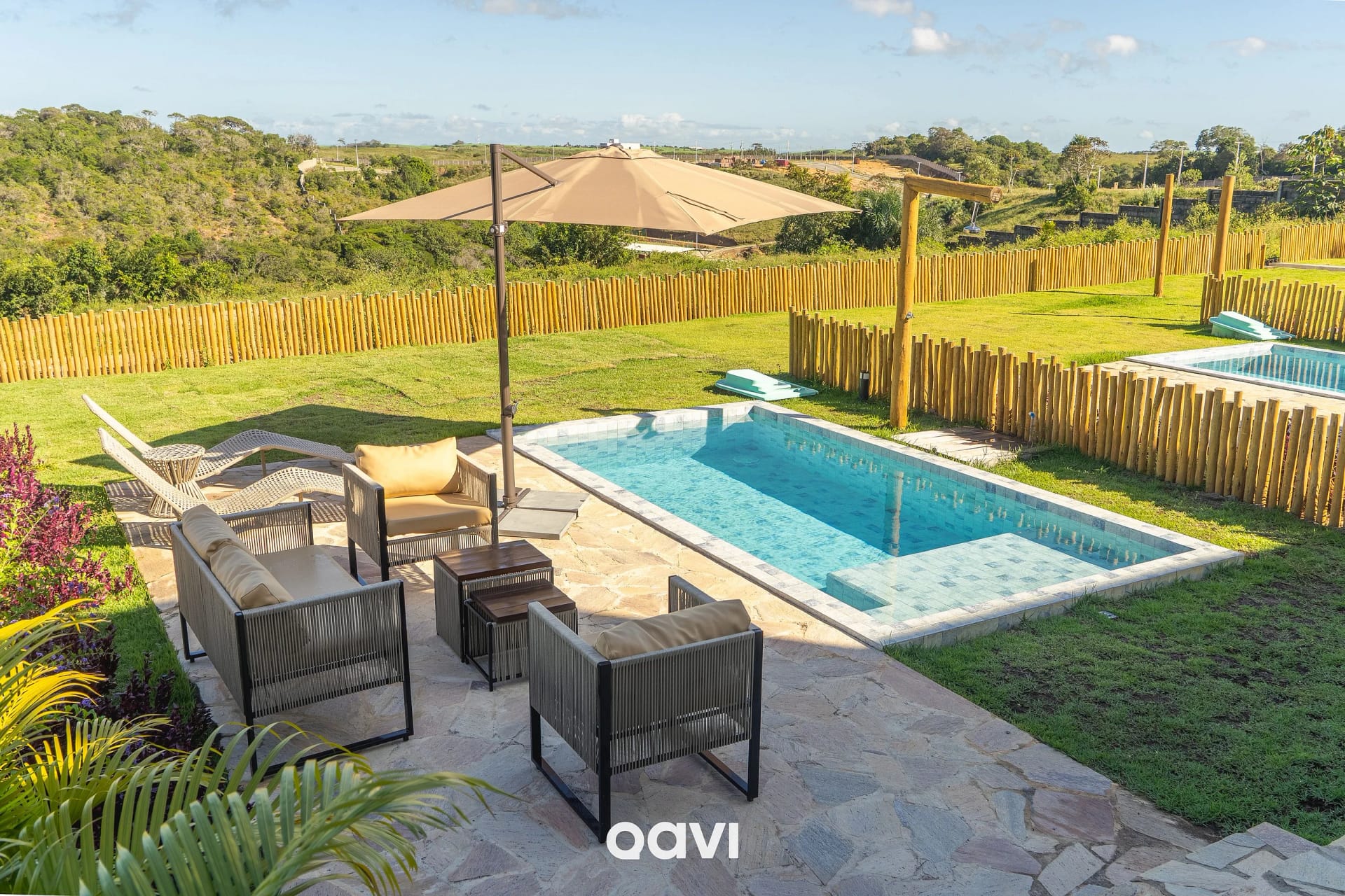 Swimming pool — Casa Oriah Milagres by Qavi