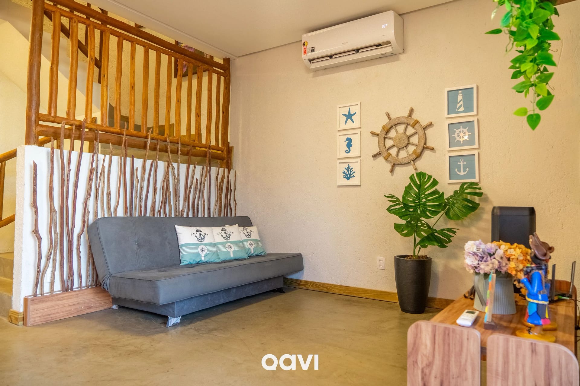 Sala de Estar — Casa Piscina Privativa Villa Sapê Milagres by Qavi
