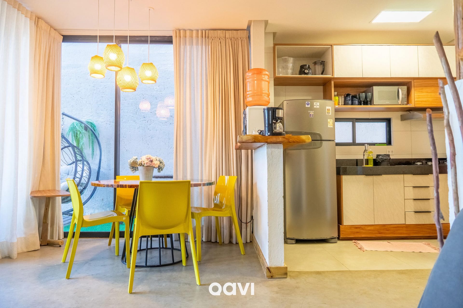 Sala de Jantar — Casa Piscina Privativa Villa Sapê Milagres by Qavi