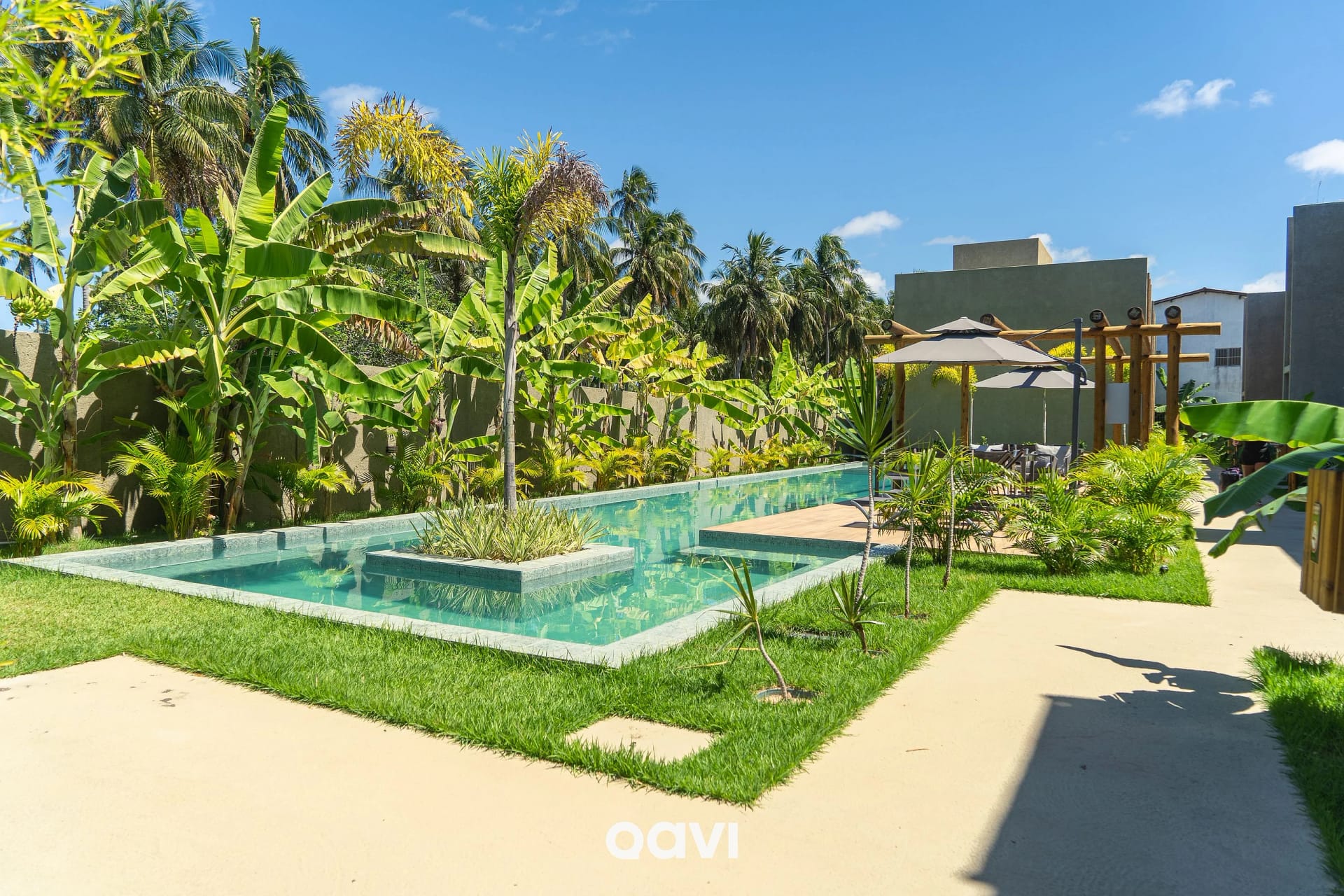 Piscina — Studio Design na Praia do Patacho Milagres by Qavi