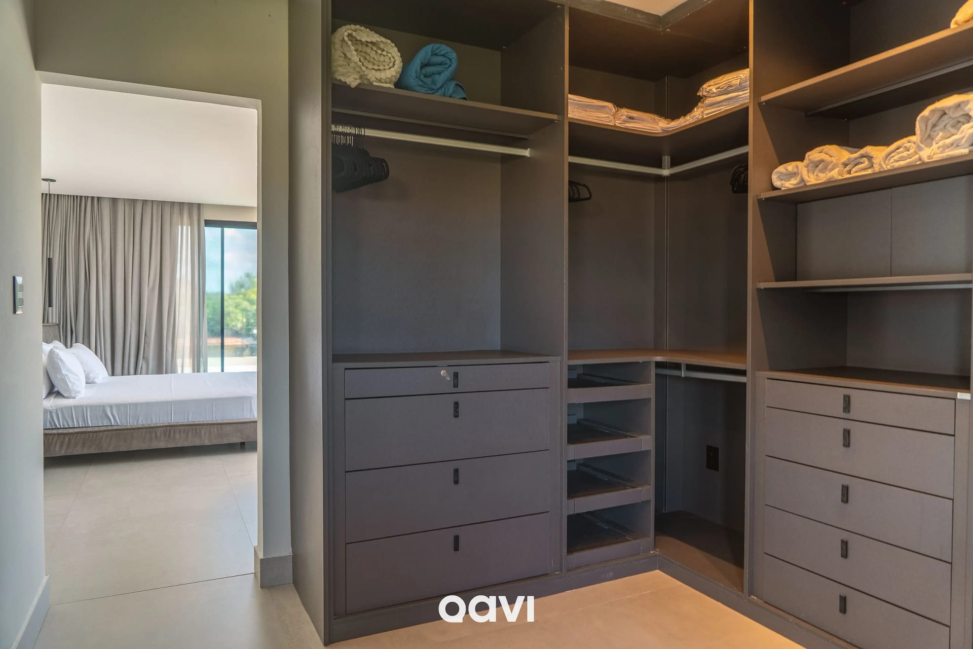 Dormitorio — Casa Tabatinga by Qavi